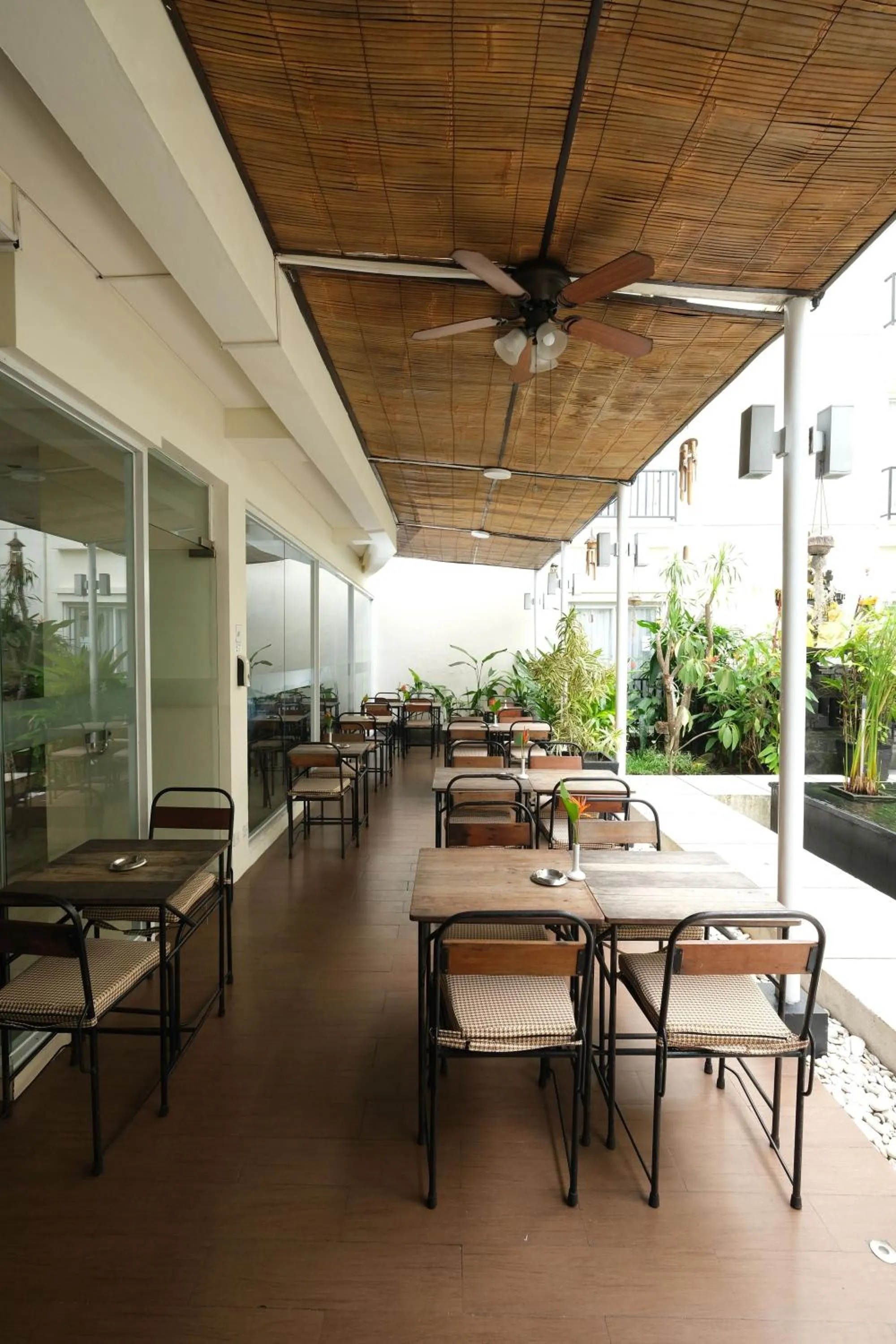 Restaurant/places to eat in Zia Hotel Kuta
