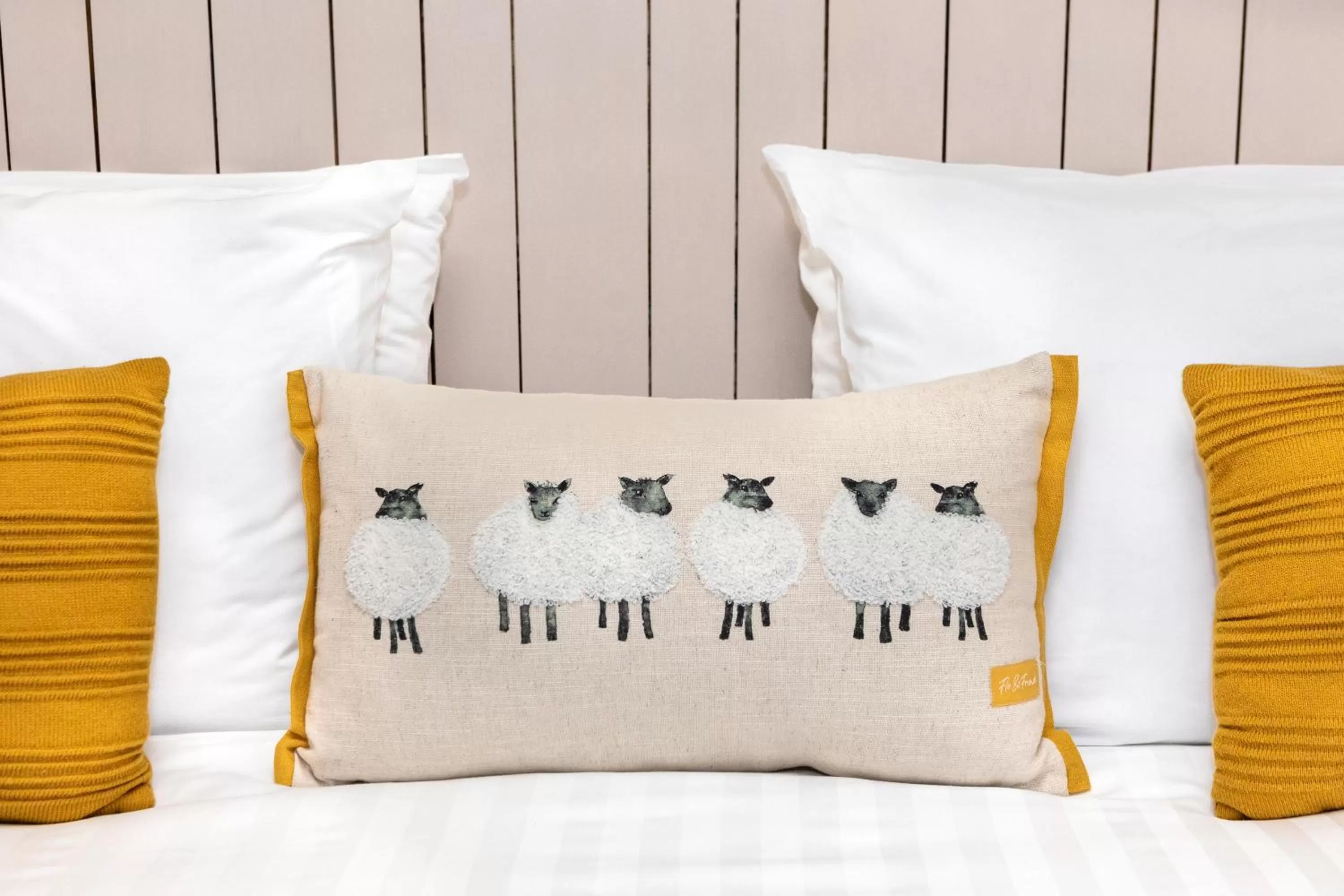 Decorative detail, Bed in Shoulder of Mutton Inn