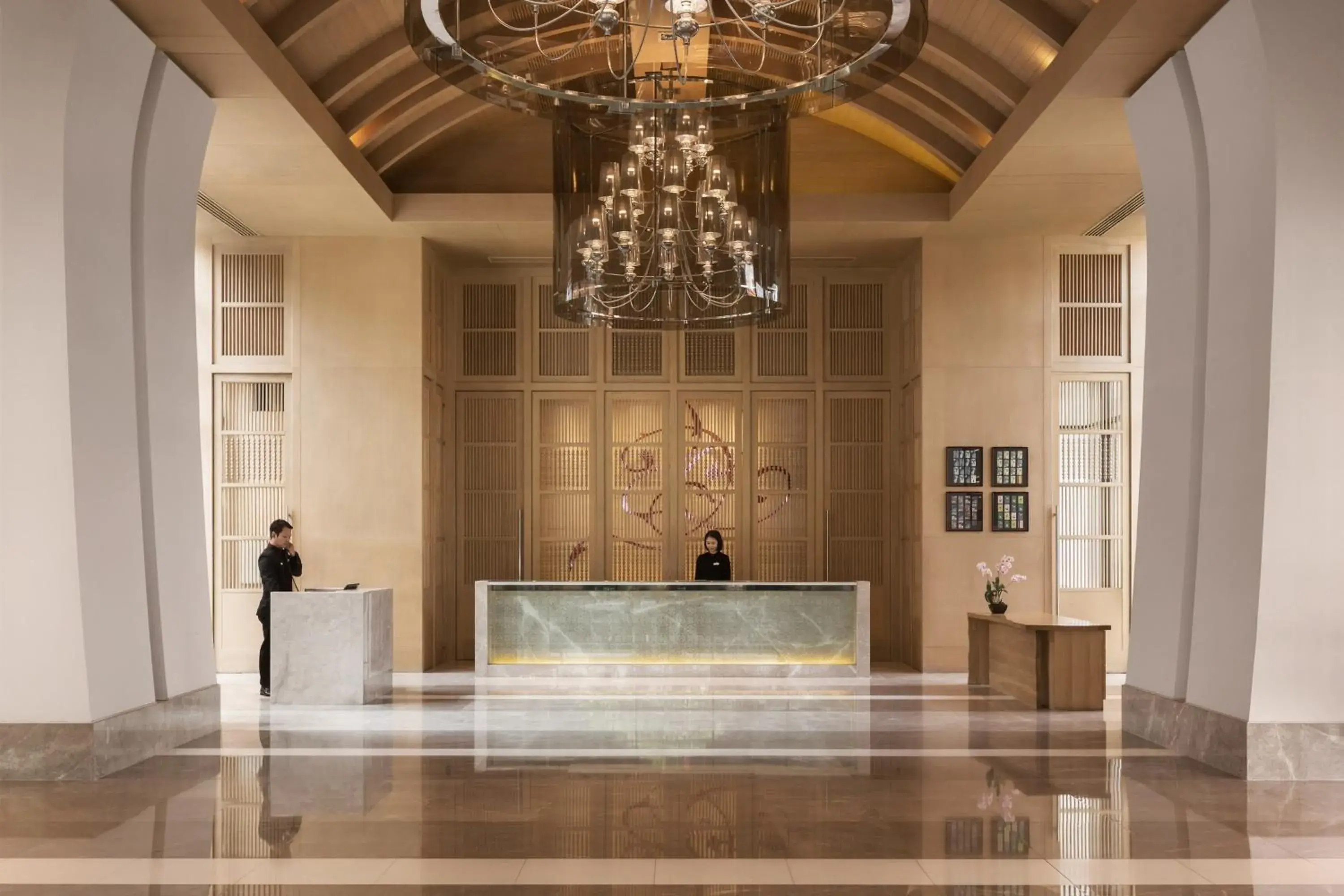 Lobby or reception in Le Meridien Suvarnabhumi, Bangkok Golf Resort and Spa