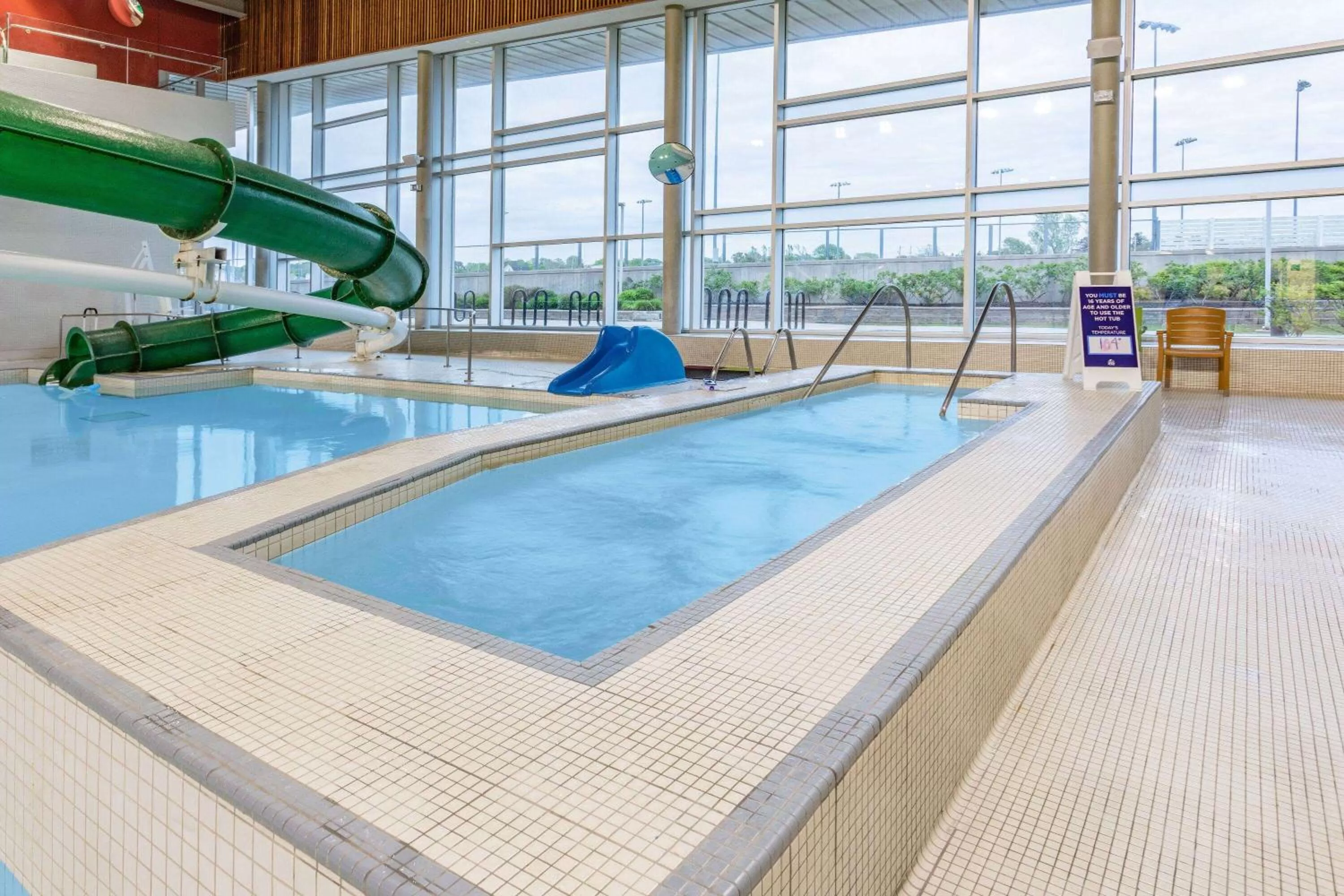 Hot Tub in Microtel Inn & Suites by Wyndham Summerside