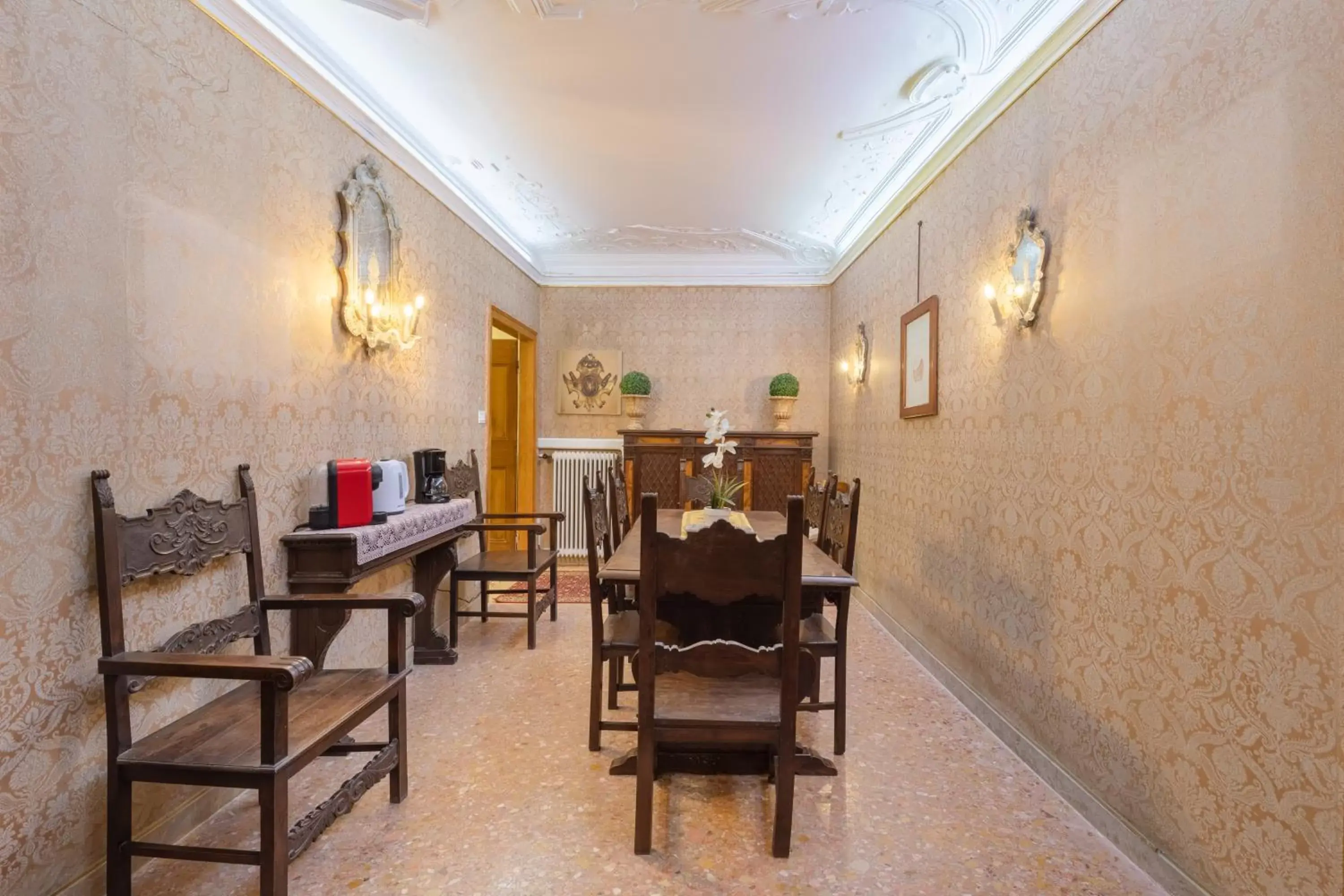 Lounge or bar, Restaurant/Places to Eat in Hotel Mezzo Pozzo