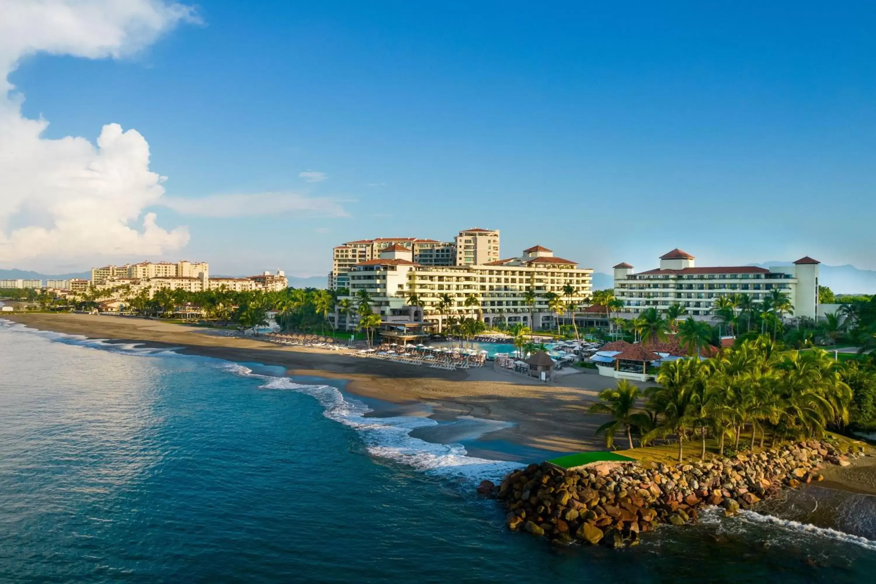 Property building in Marriott Puerto Vallarta Resort & Spa