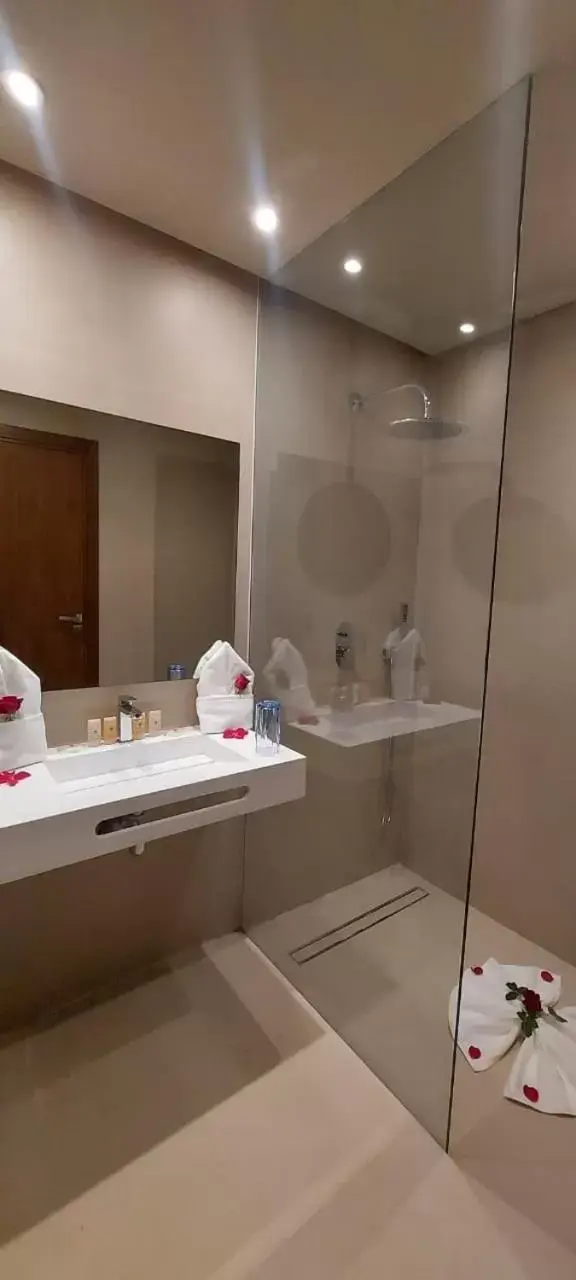 Bathroom in Hotel Almas