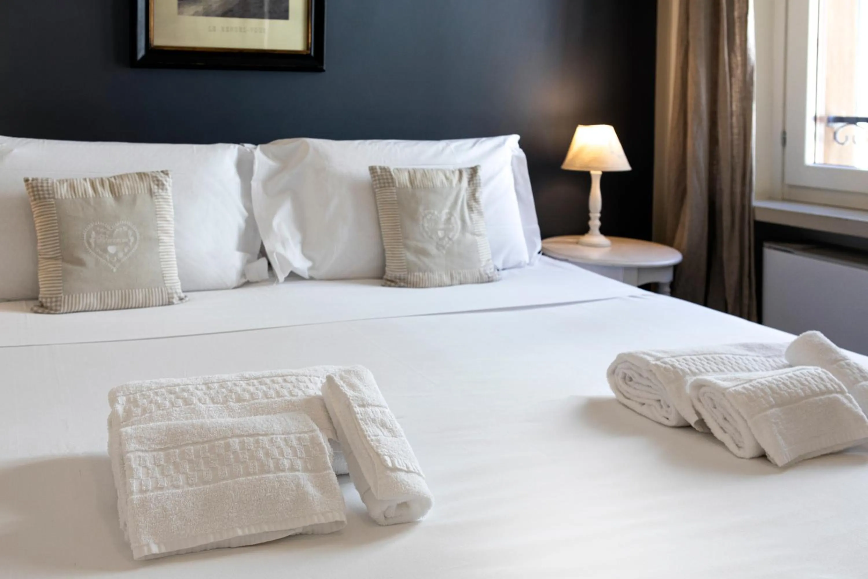 Bed in Hotel Broletto - Centro Storico