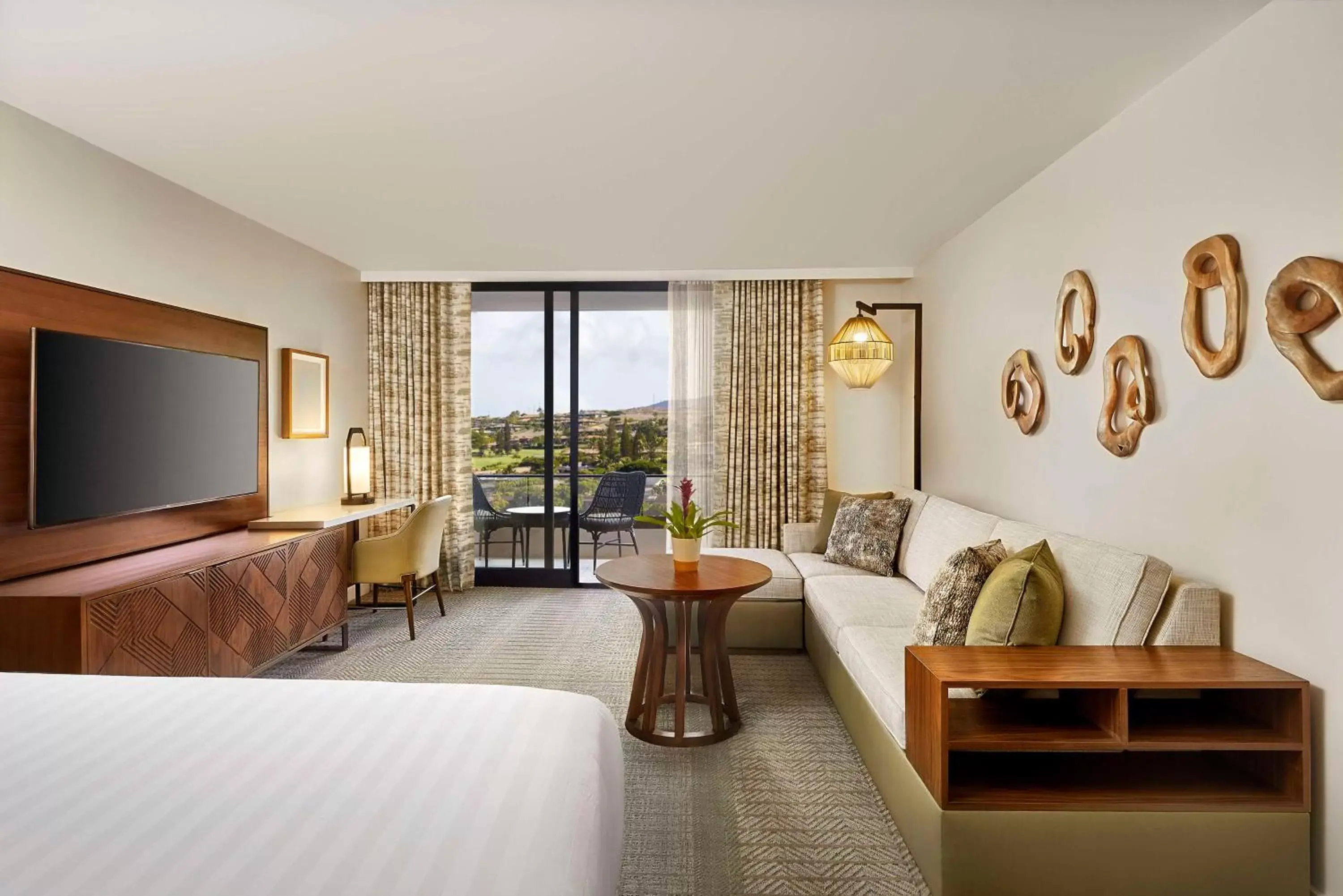 Bedroom, Seating Area in Hyatt Regency Maui Resort & Spa