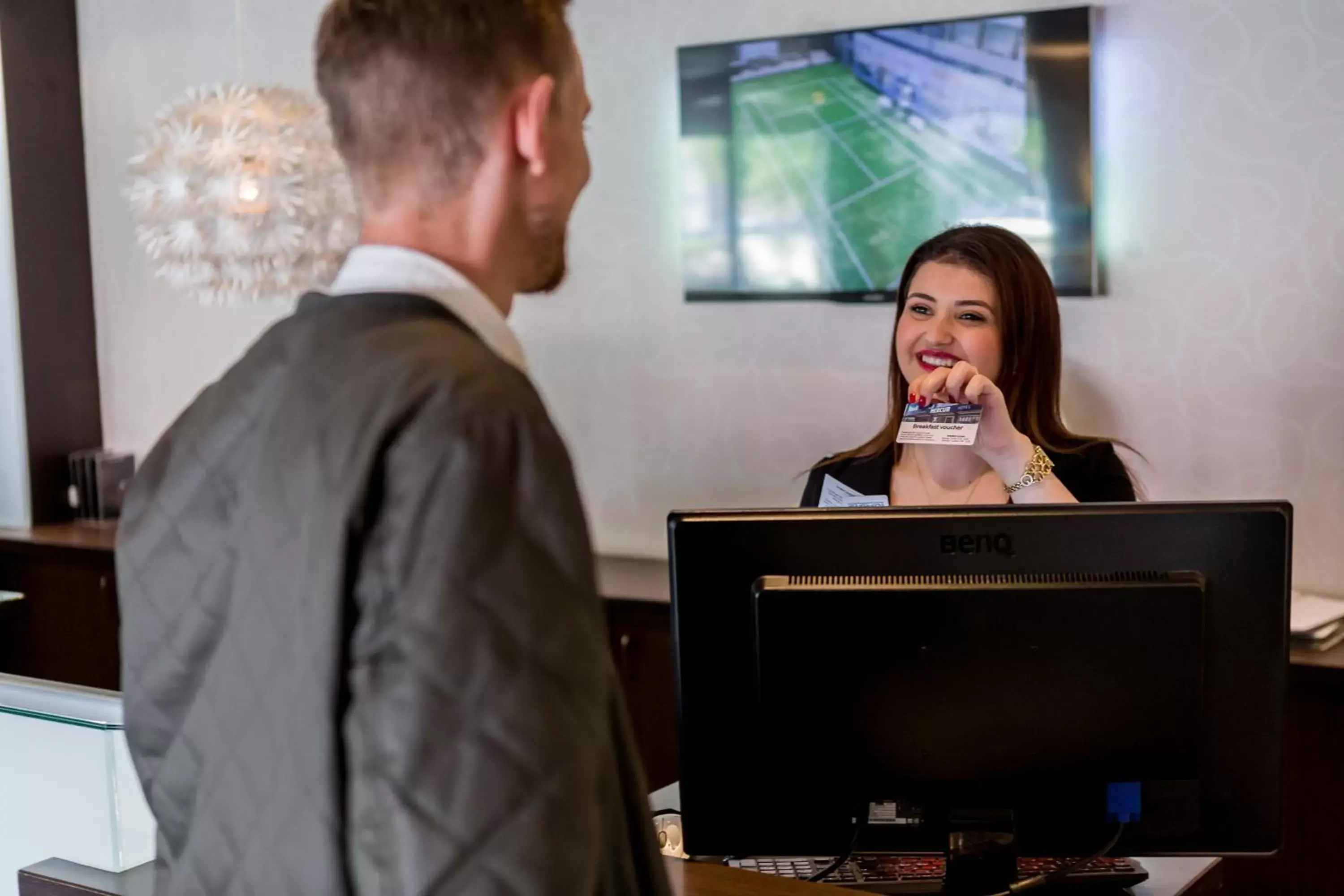 Lobby or reception, TV/Entertainment Center in ProfilHotels Mercur