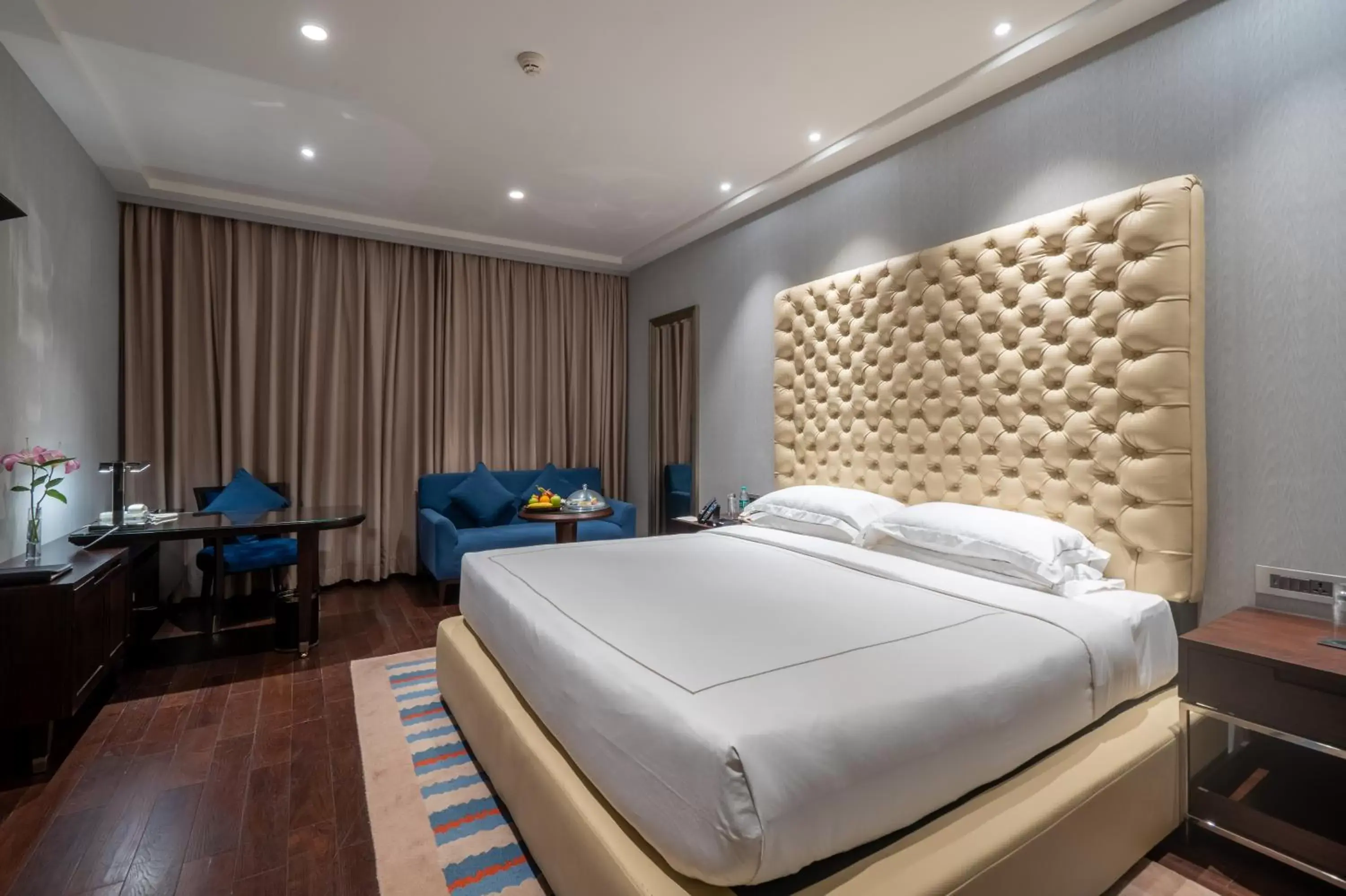 Bed in Taj Deccan Bed in Taj Deccan