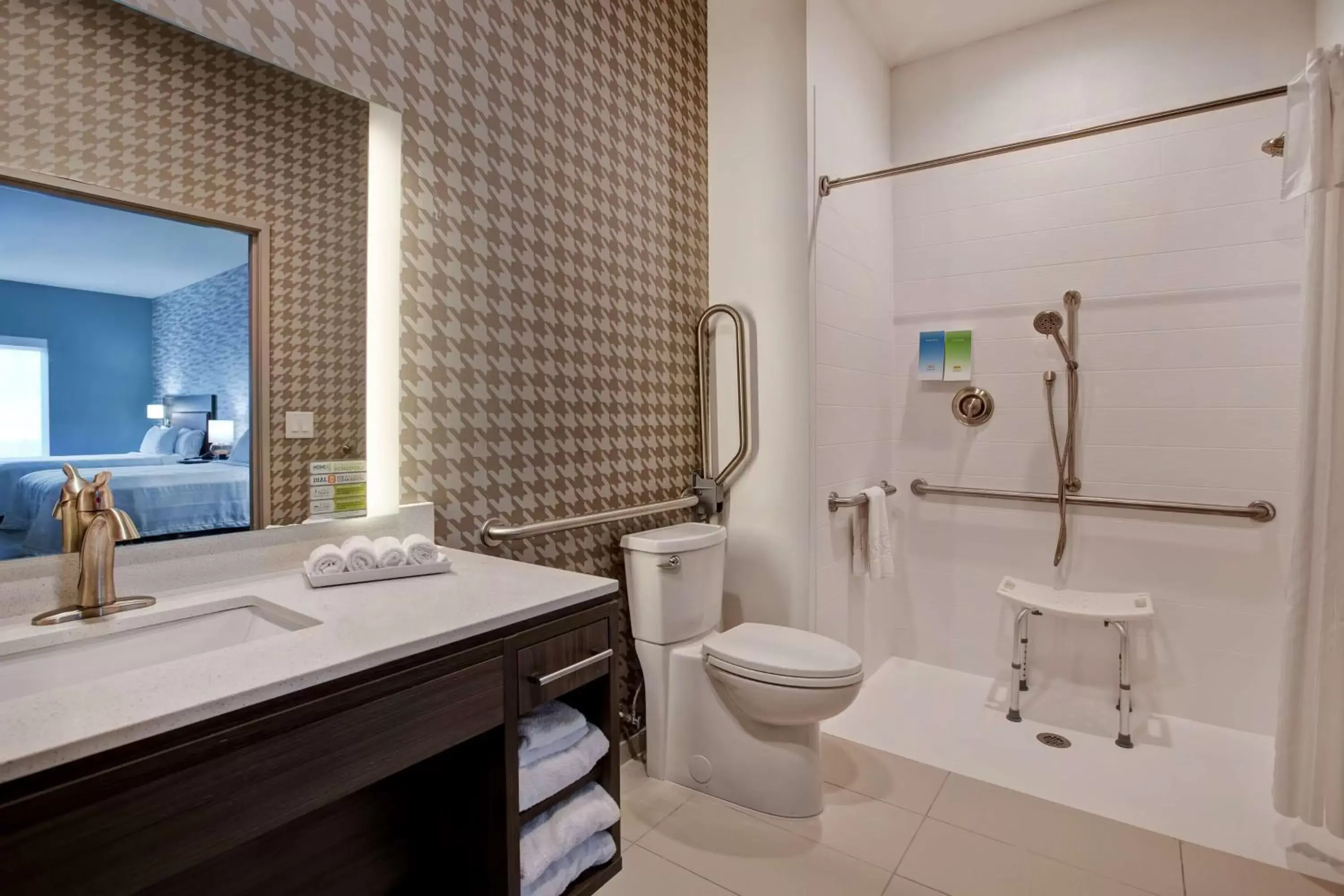 Bathroom in Home2 Suites By Hilton Charlotte Northlake