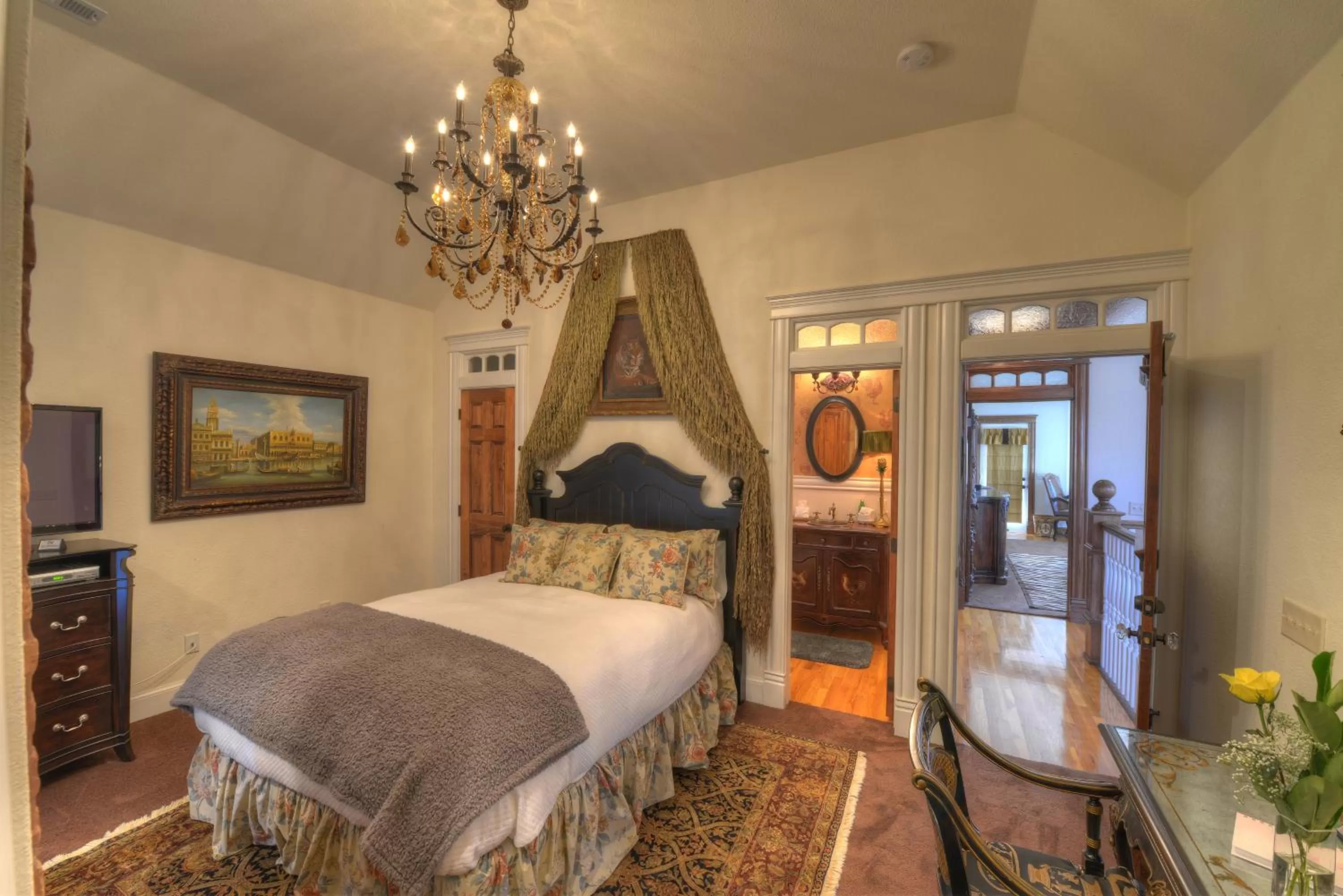 Bed in The Victoria Bed & Breakfast