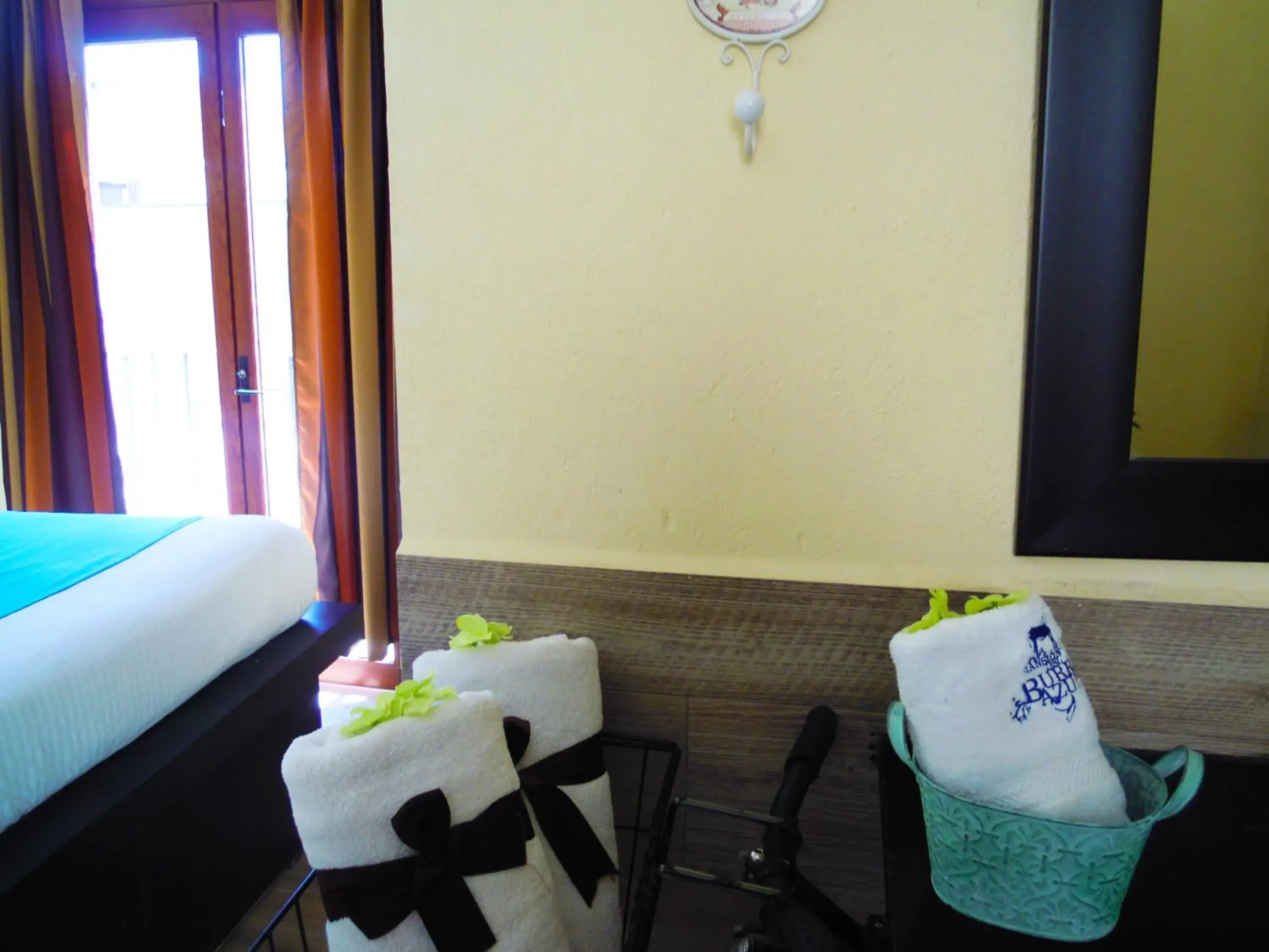 Toilet, Bed in Hotel & Spa La Mansion del B Azul
