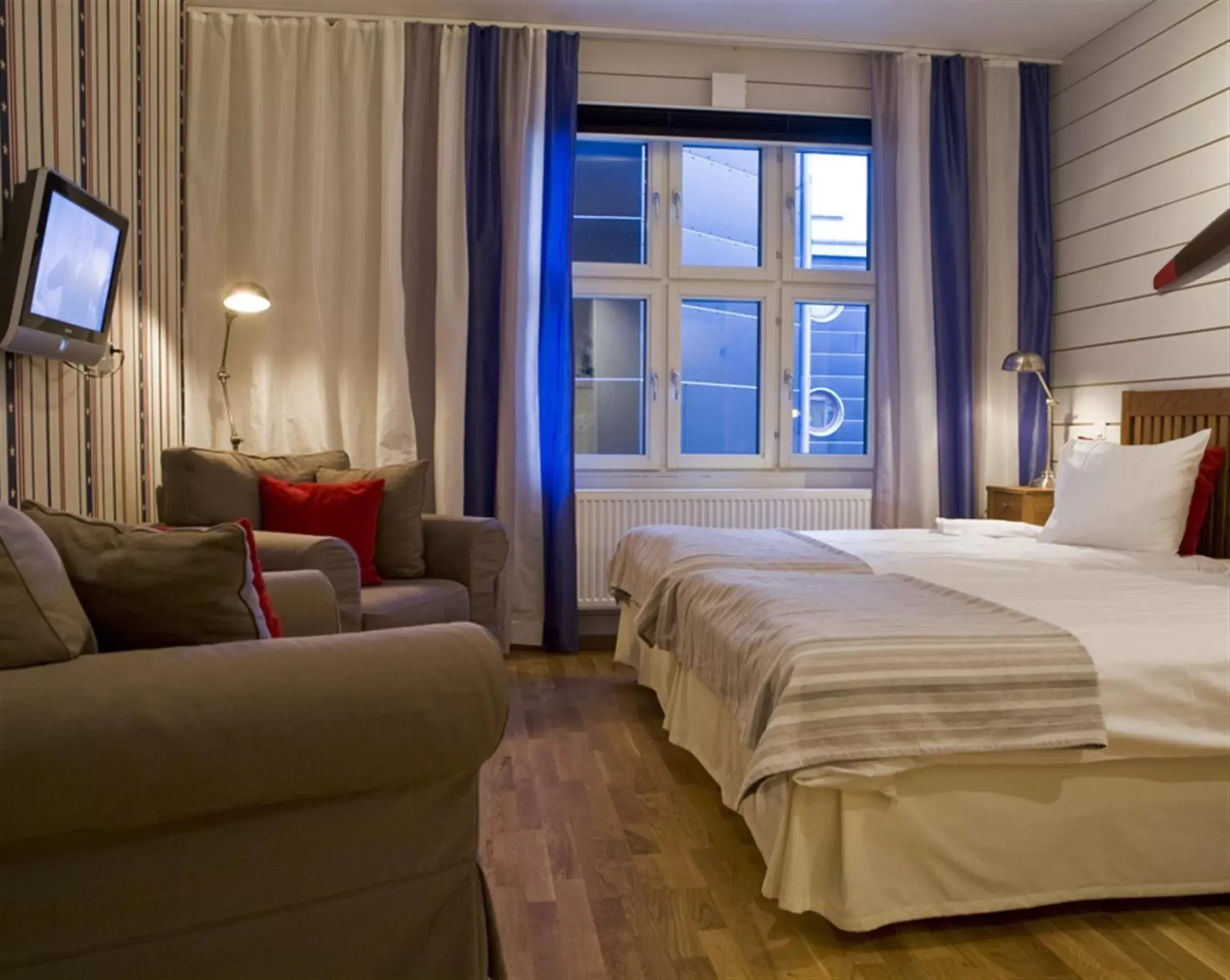 Photo of the whole room in First Hotel Örebro