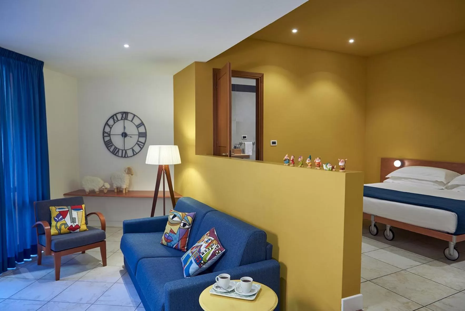 Living room, Bed in Residence Leopoldo