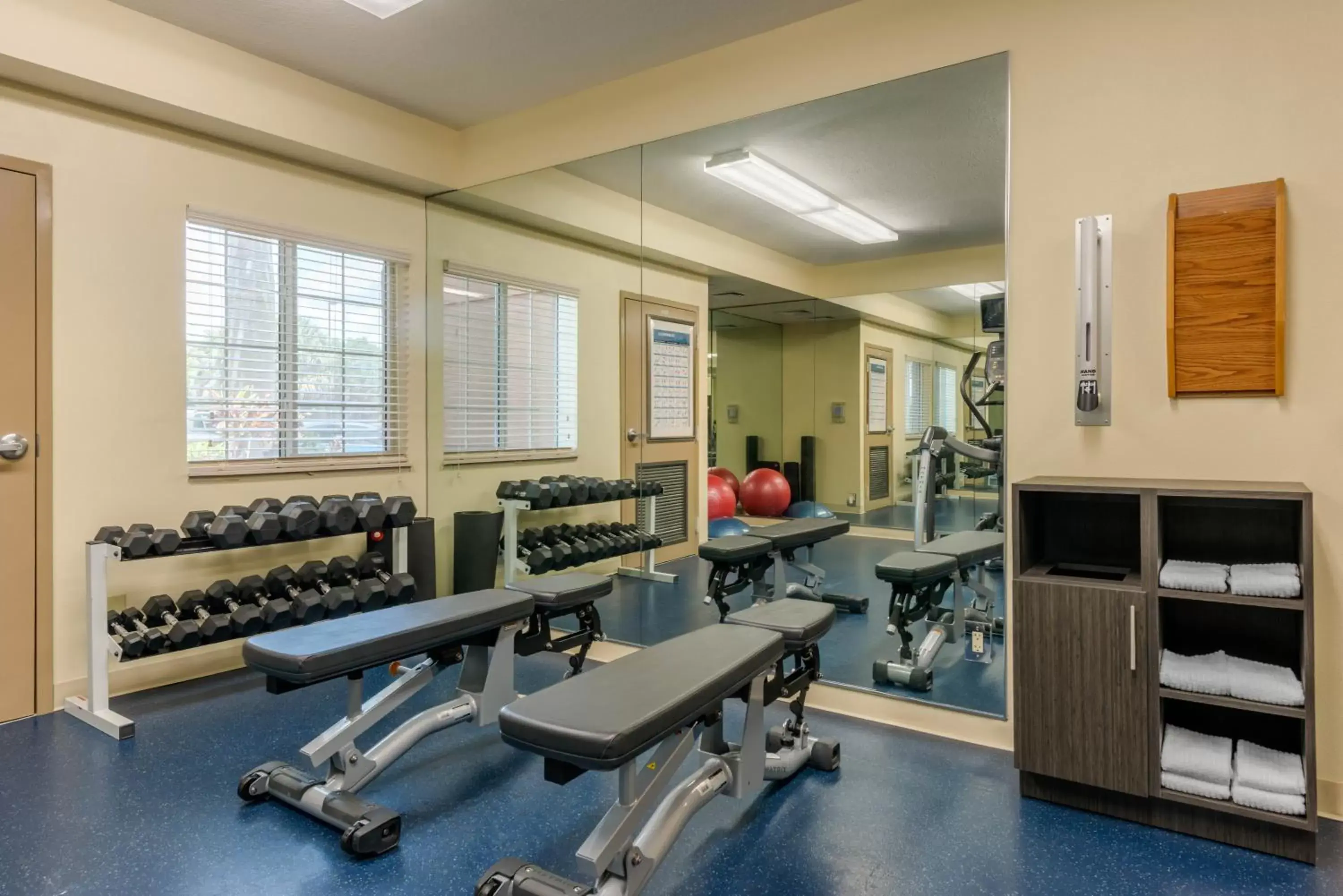 Fitness centre/facilities, Fitness Center/Facilities in Candlewood Suites Fort Myers Interstate 75, an IHG Hotel