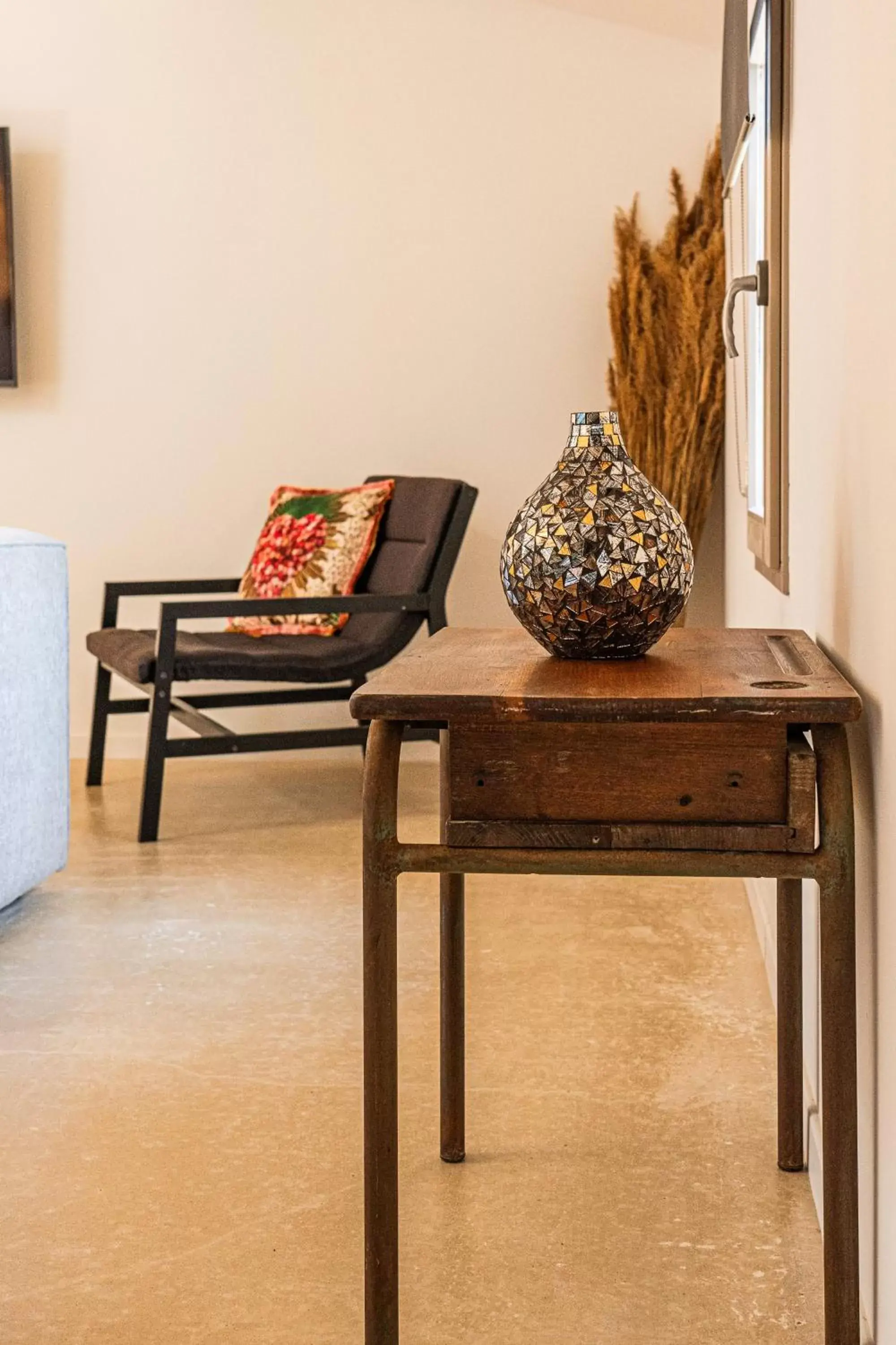 Seating Area in Maison Arthur