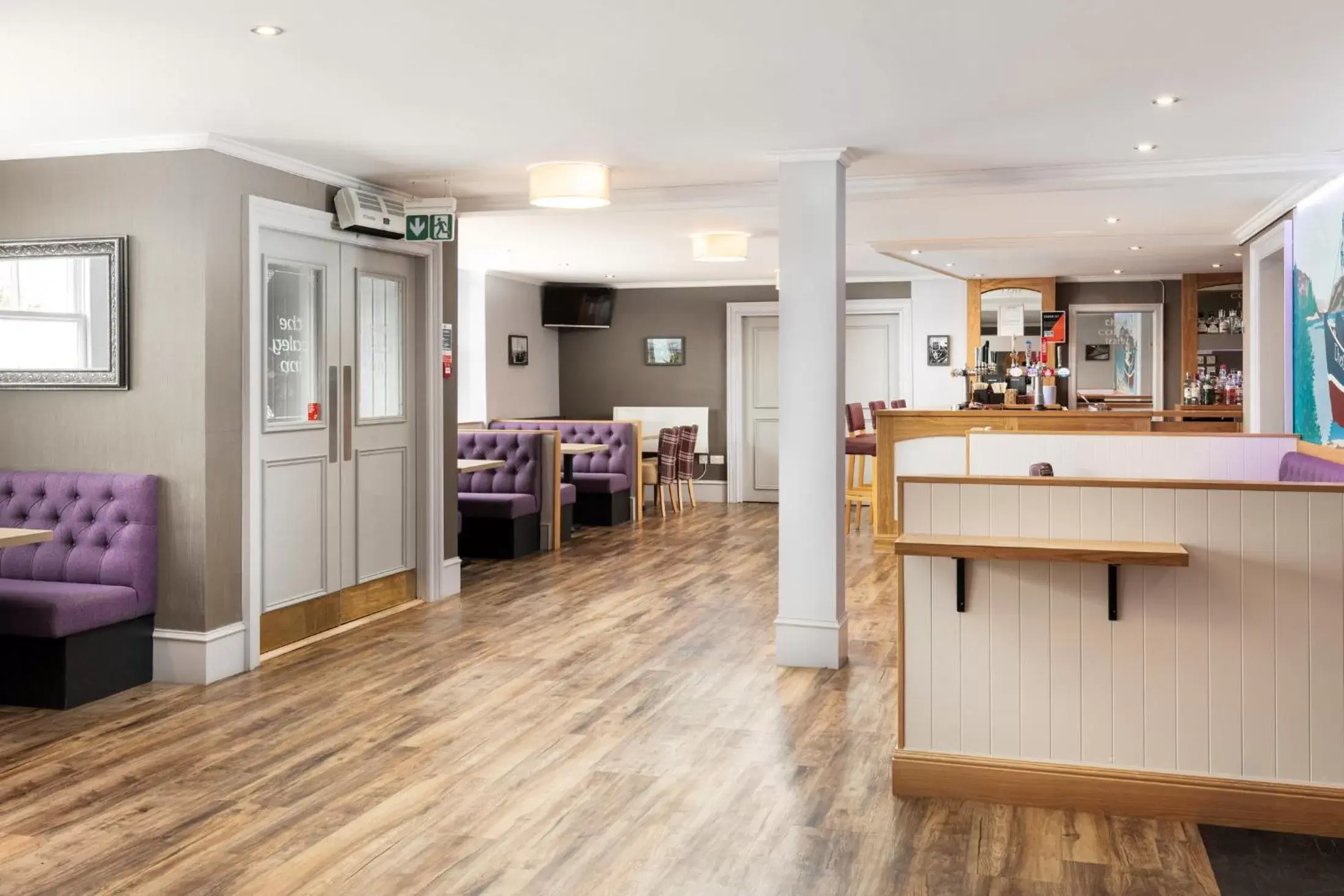 Lounge or bar in Caledonian Hotel 'A Bespoke Hotel’
