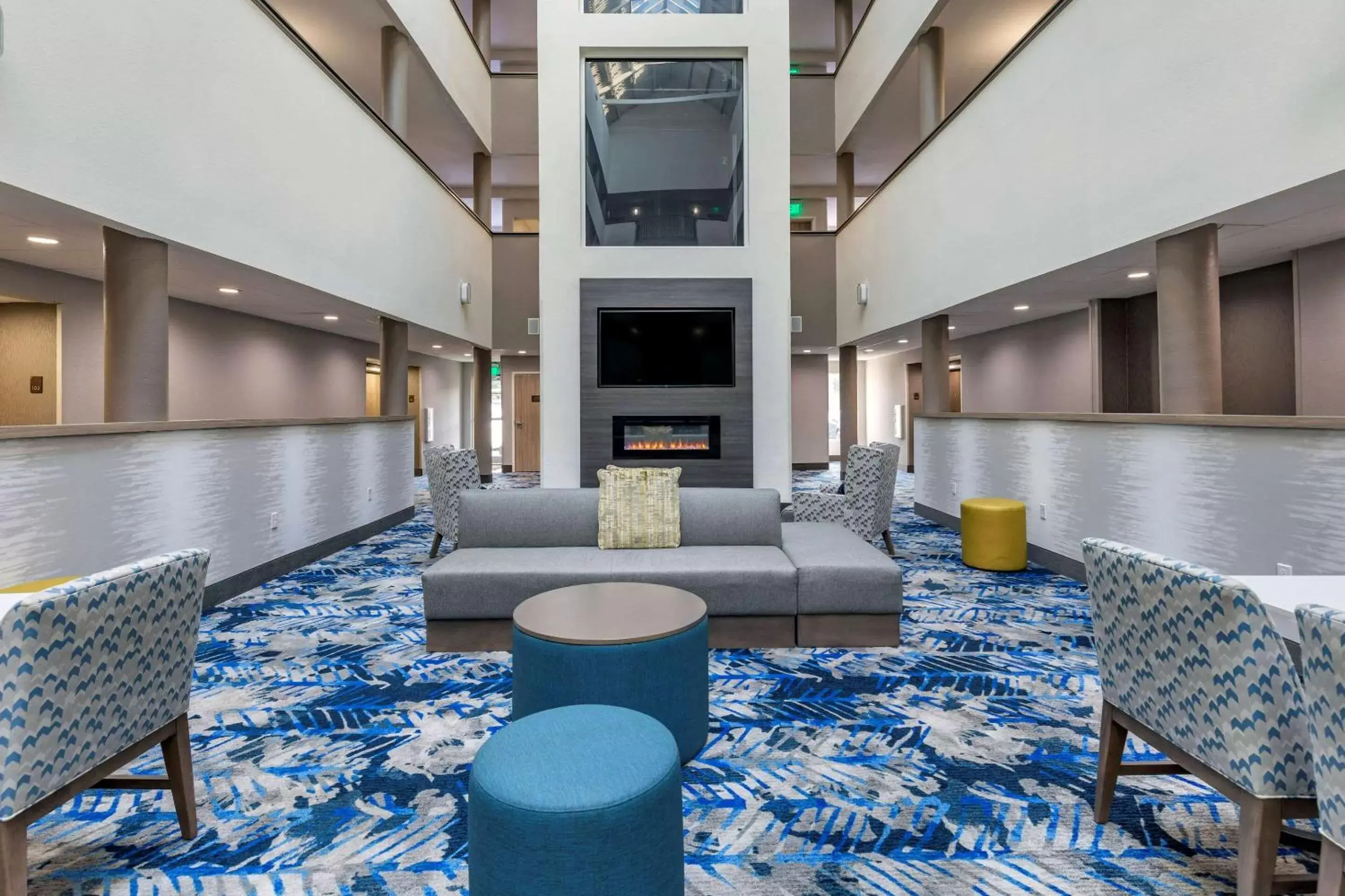 Lobby or reception in Comfort Suites Anderson-Clemson