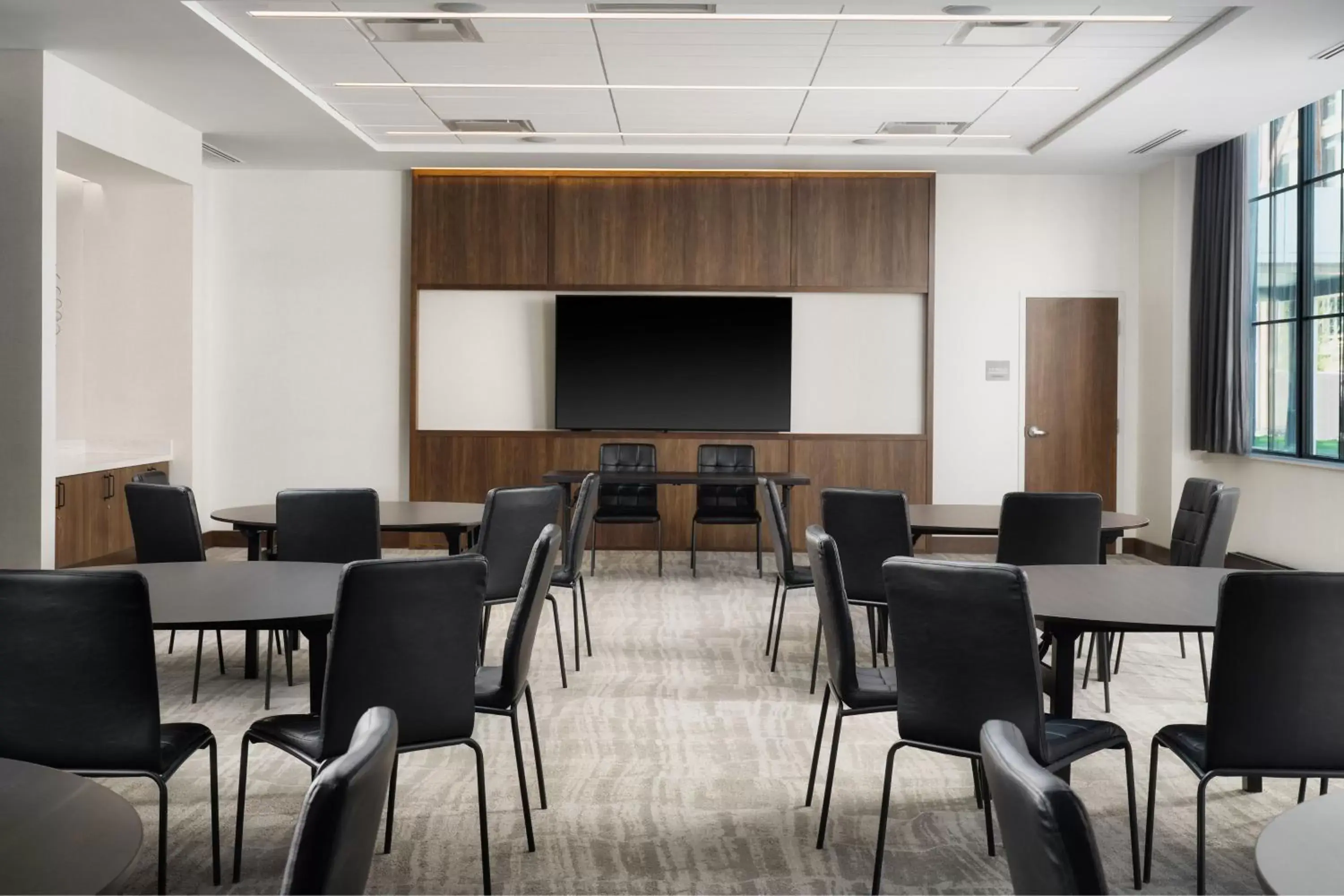 Meeting/conference room in AC Hotel by Marriott Dayton