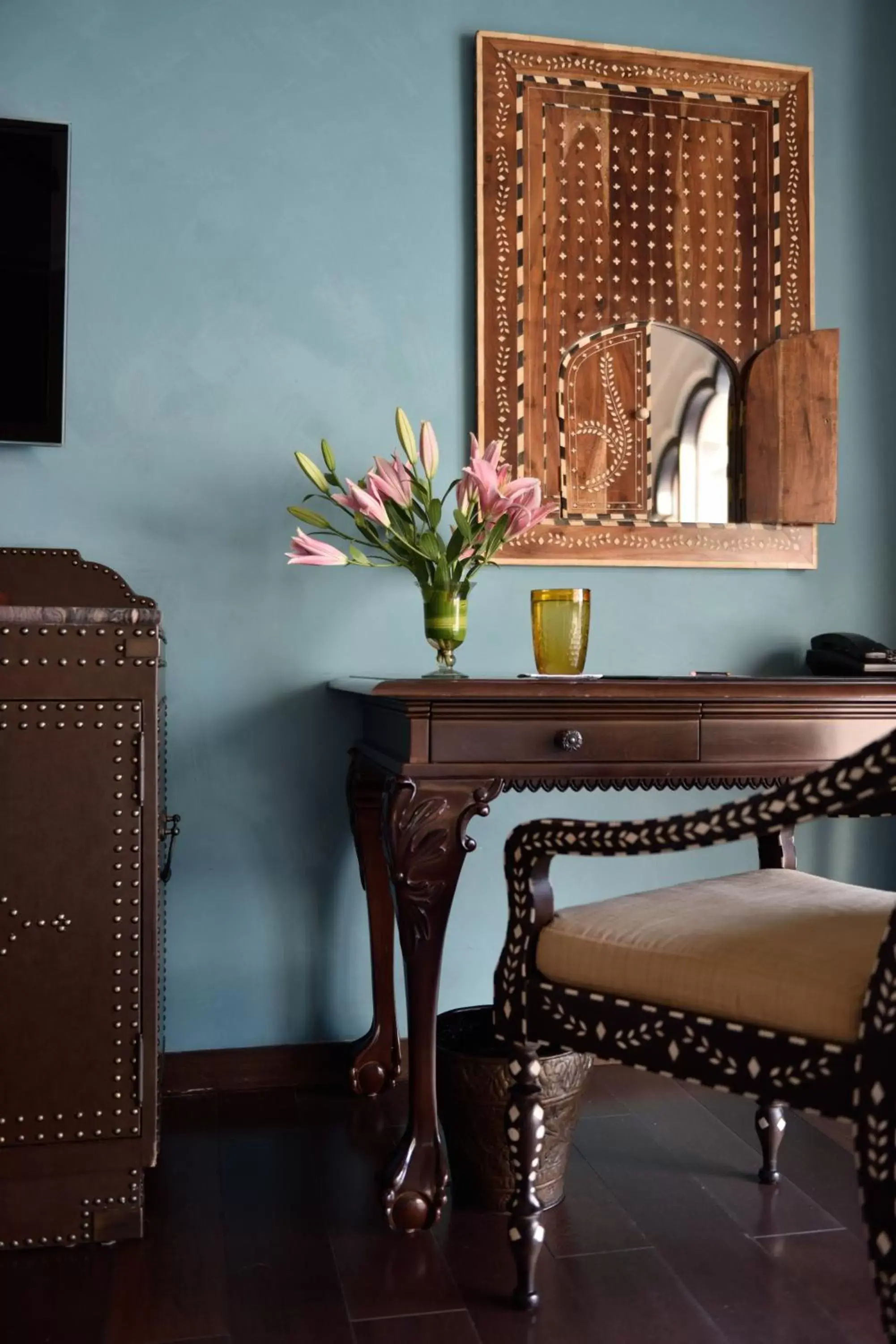 Seating area in Fairmont Jaipur