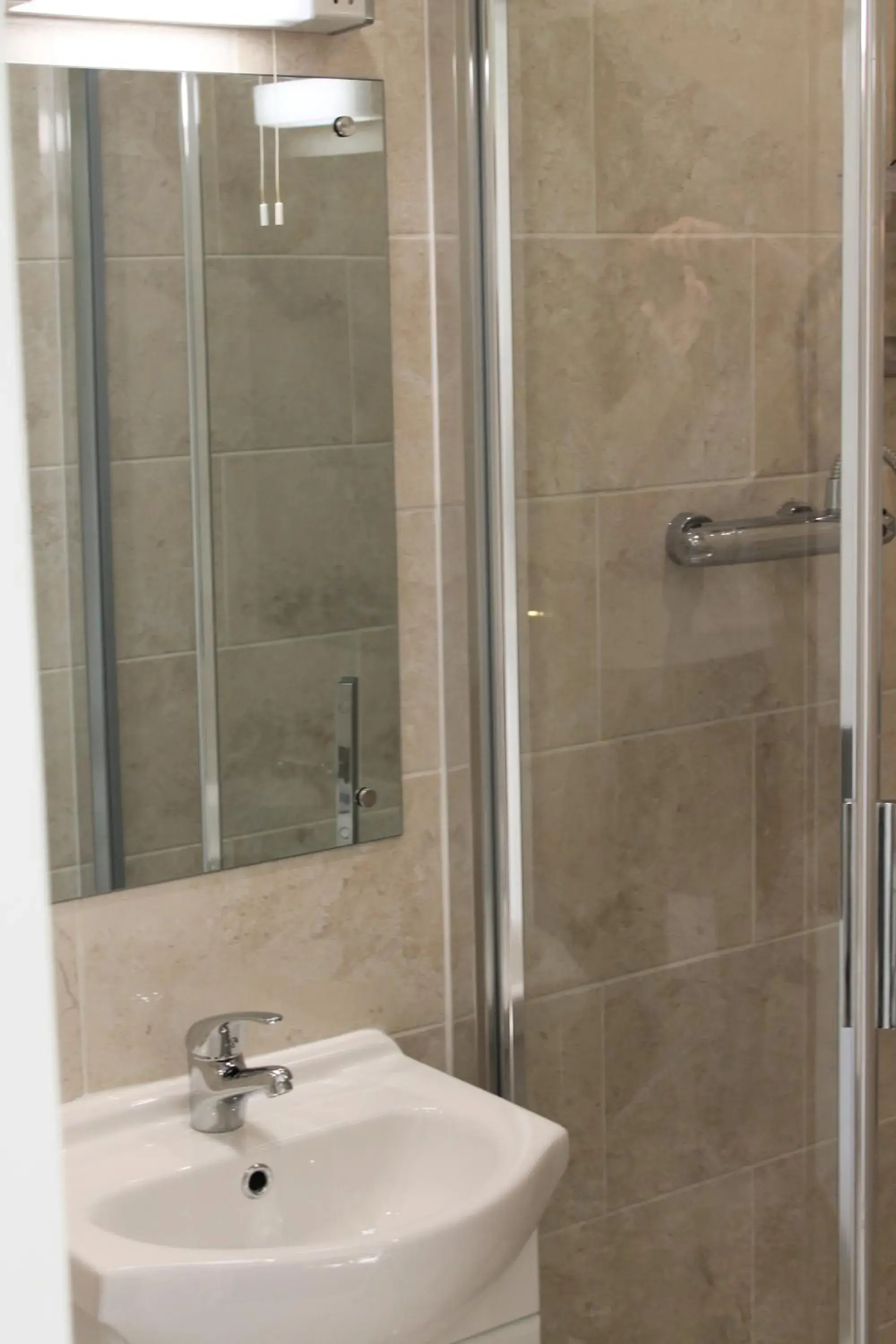 Bathroom in The Abbey House Hotel