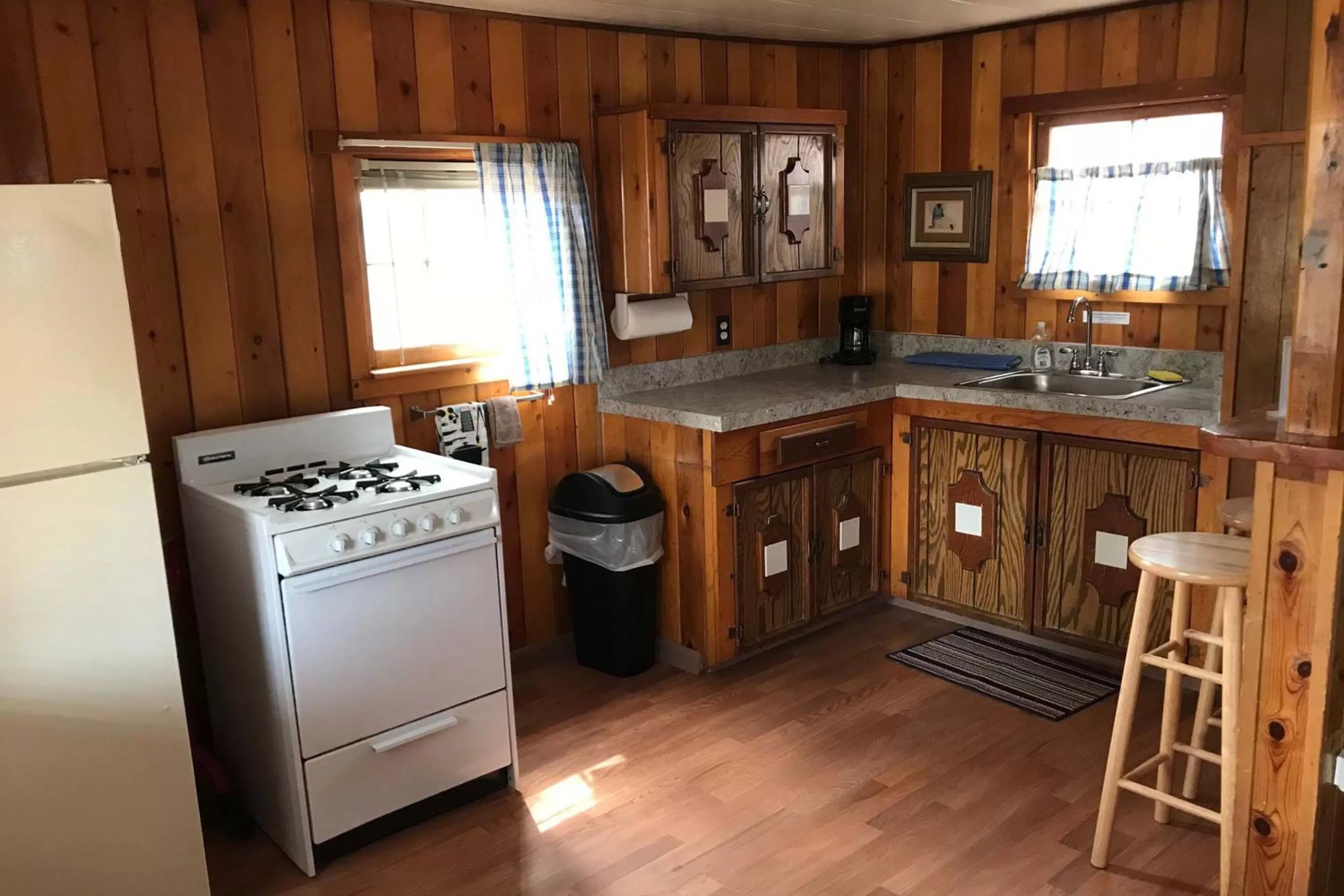 Kitchen or kitchenette, Kitchen/Kitchenette in Elkhorn Lodge