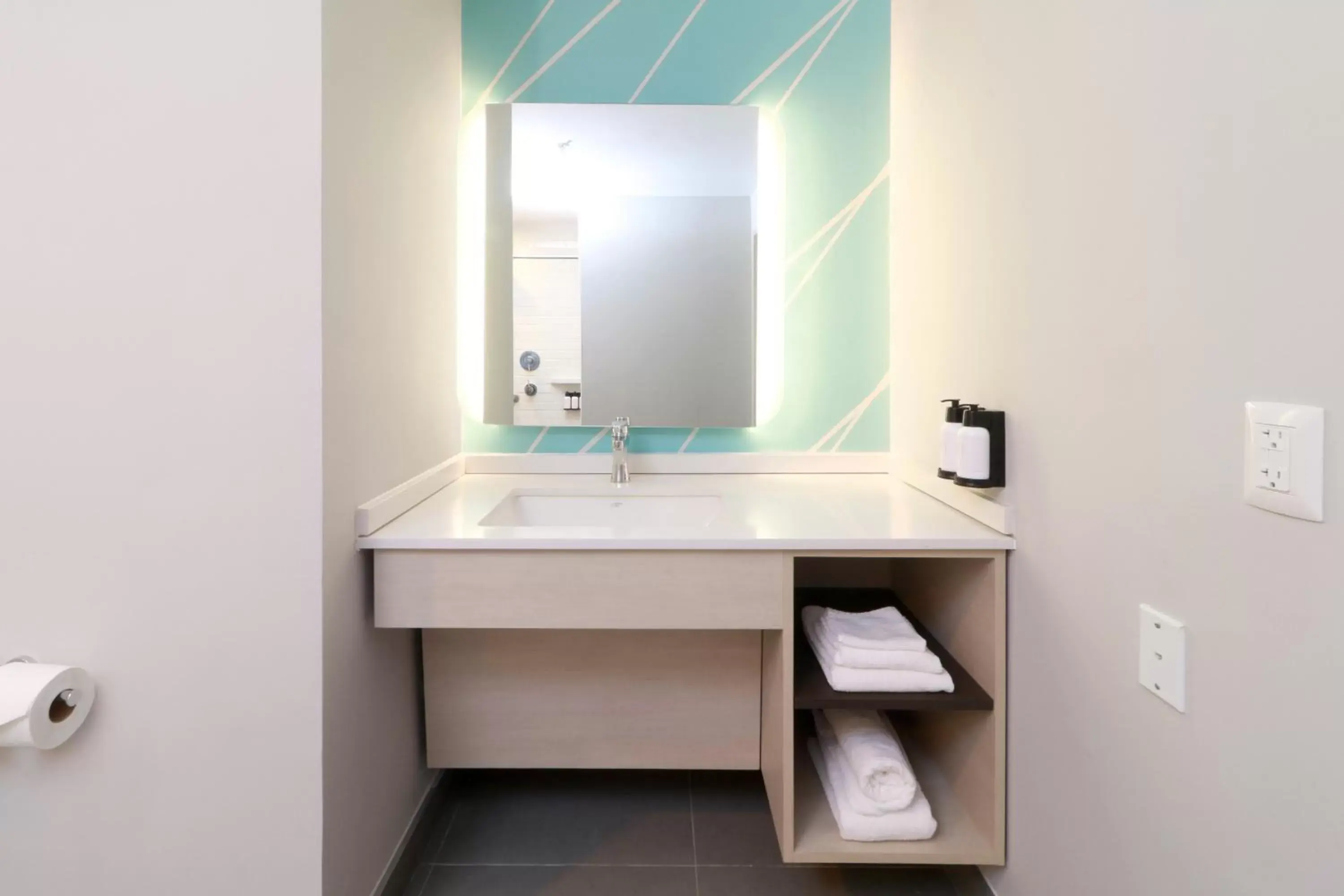 Photo of the whole room, Bathroom in avid hotel - Fresnillo, an IHG Hotel