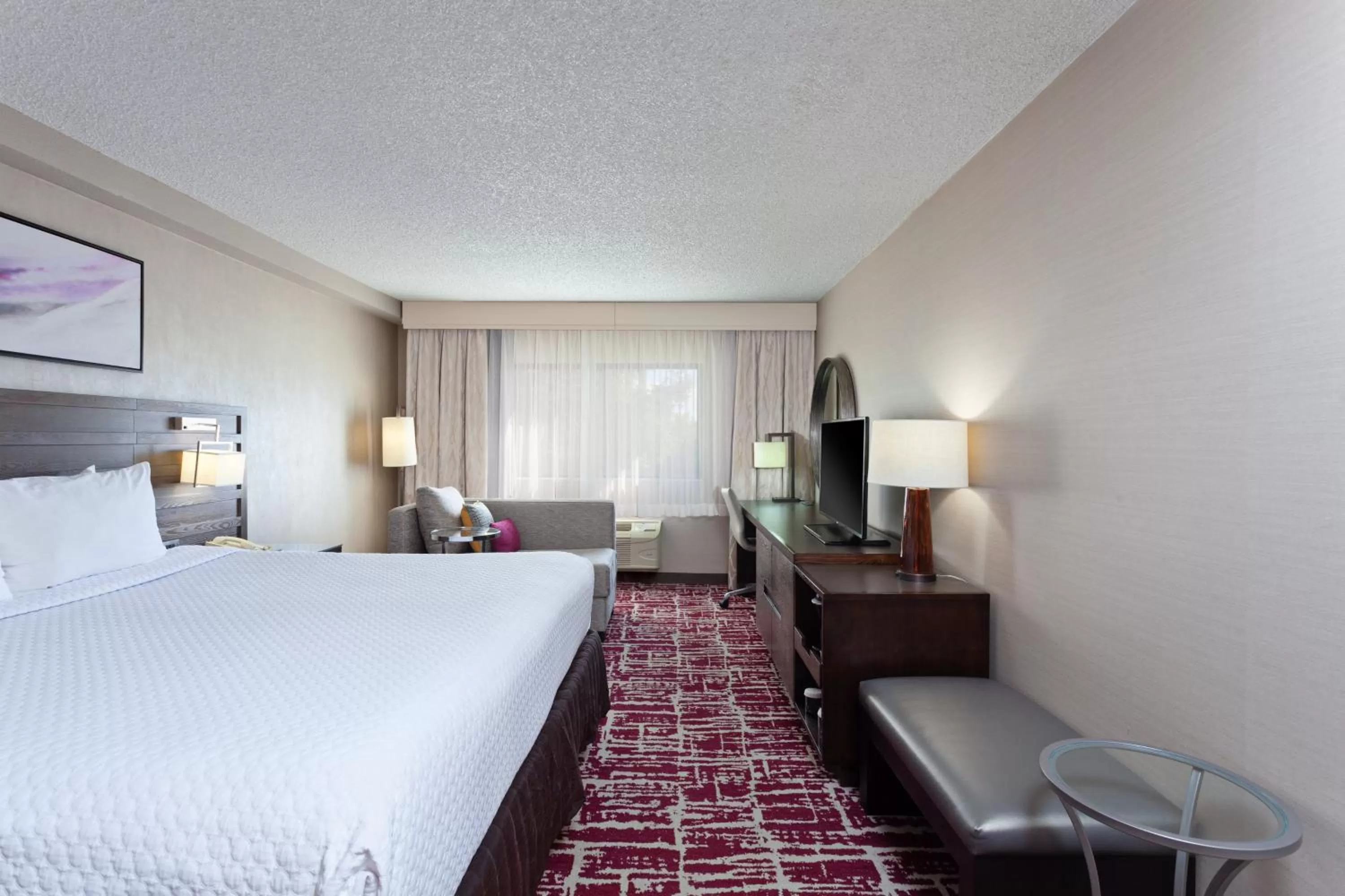 Photo of the whole room, Bed in Crowne Plaza Silicon Valley North - Union City by IHG
