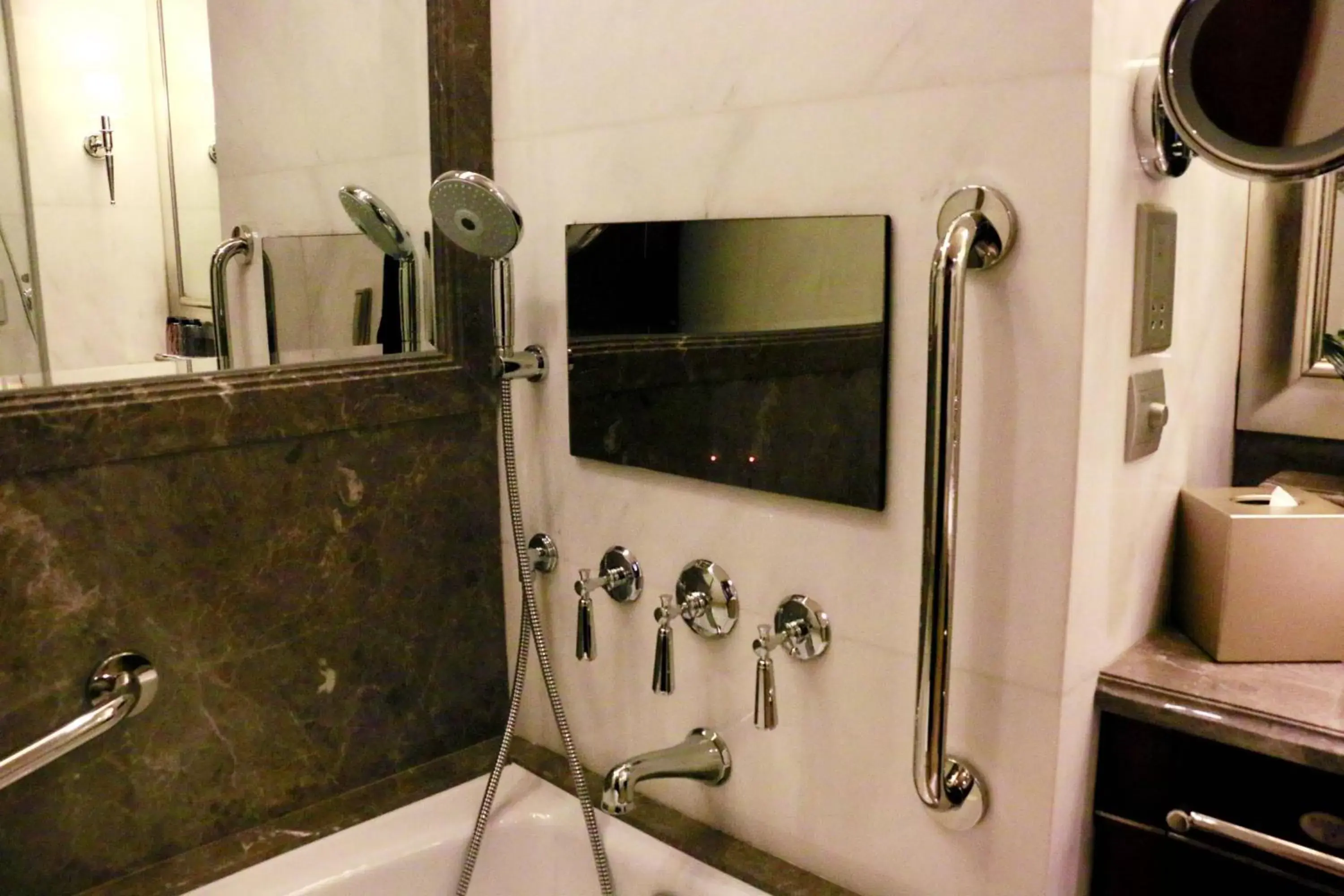 Bathroom in JW Marriott Hotel Chongqing