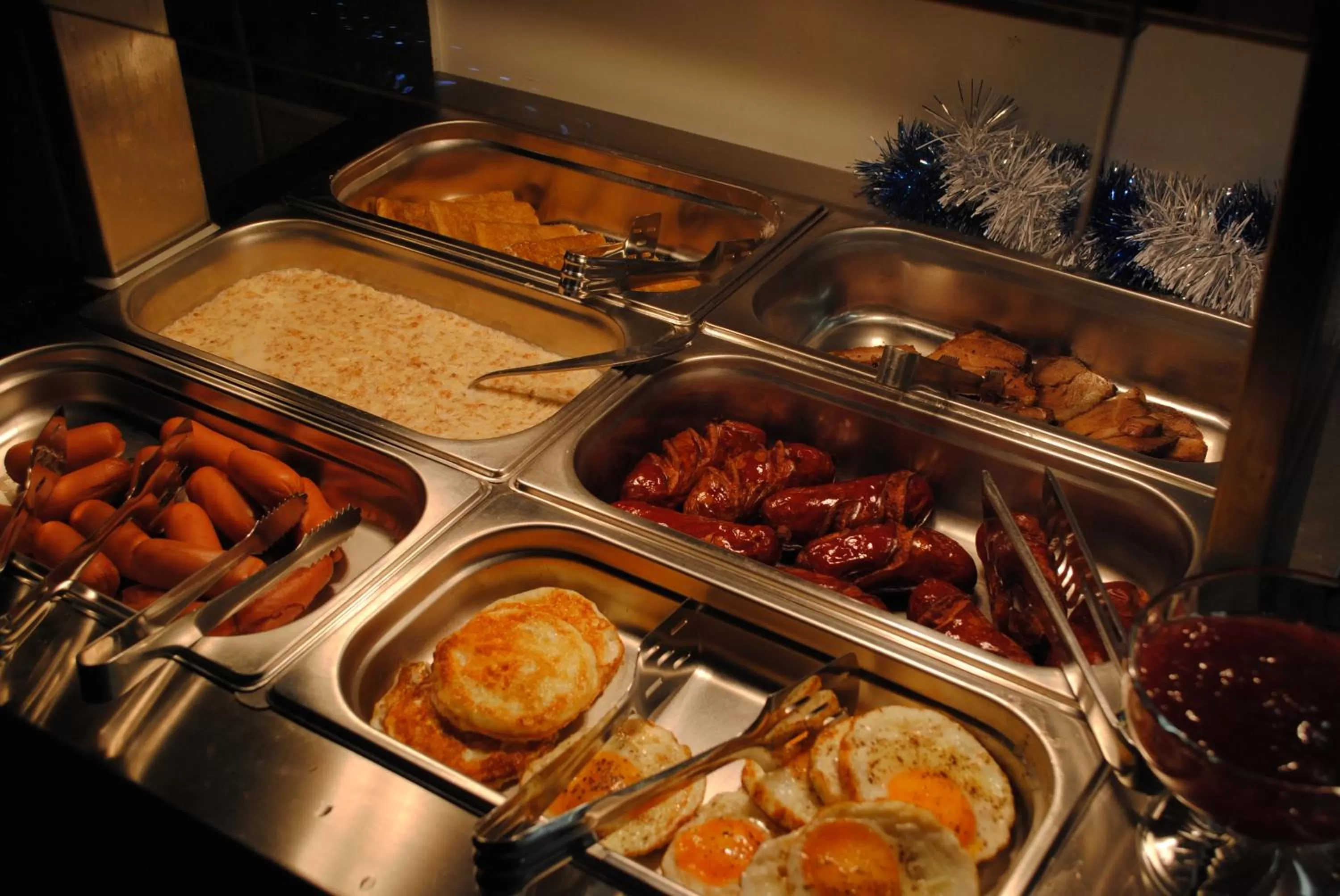 Buffet breakfast in Alex Maja