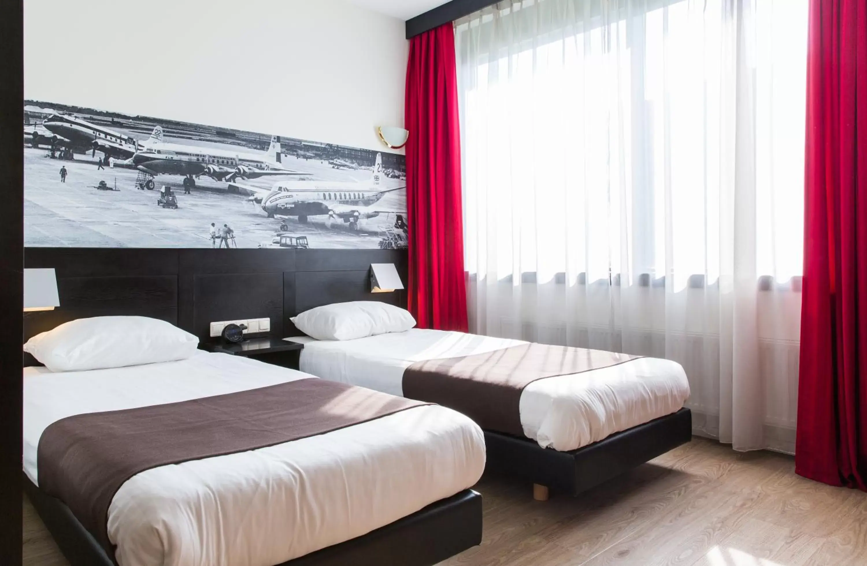 Bedroom, Bed in Best Western Plus Amsterdam Airport Hotel Bedroom, Bed in Best Western Plus Amsterdam Airport Hotel