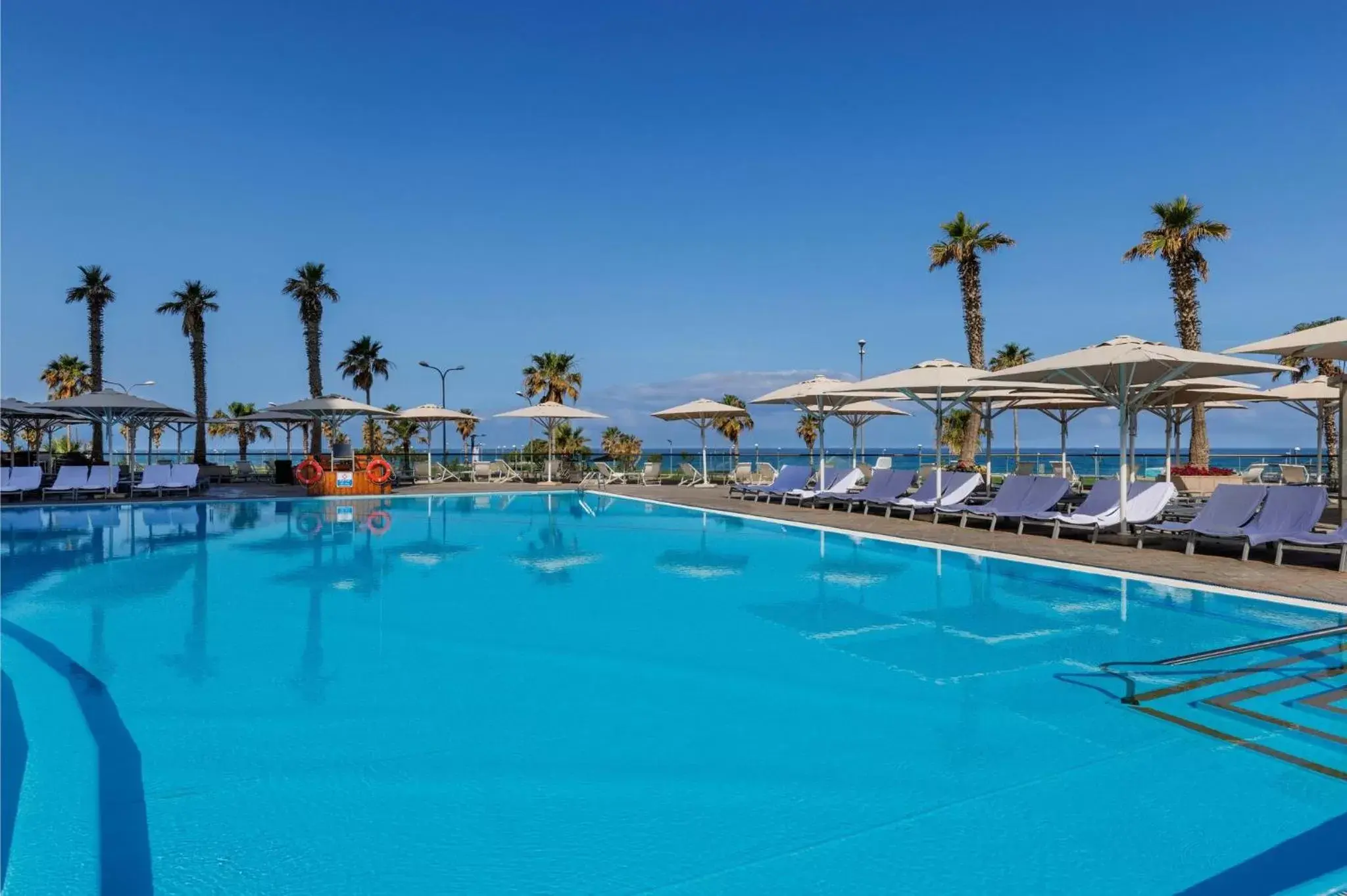 Swimming Pool in David InterContinental Tel Aviv, an IHG Hotel