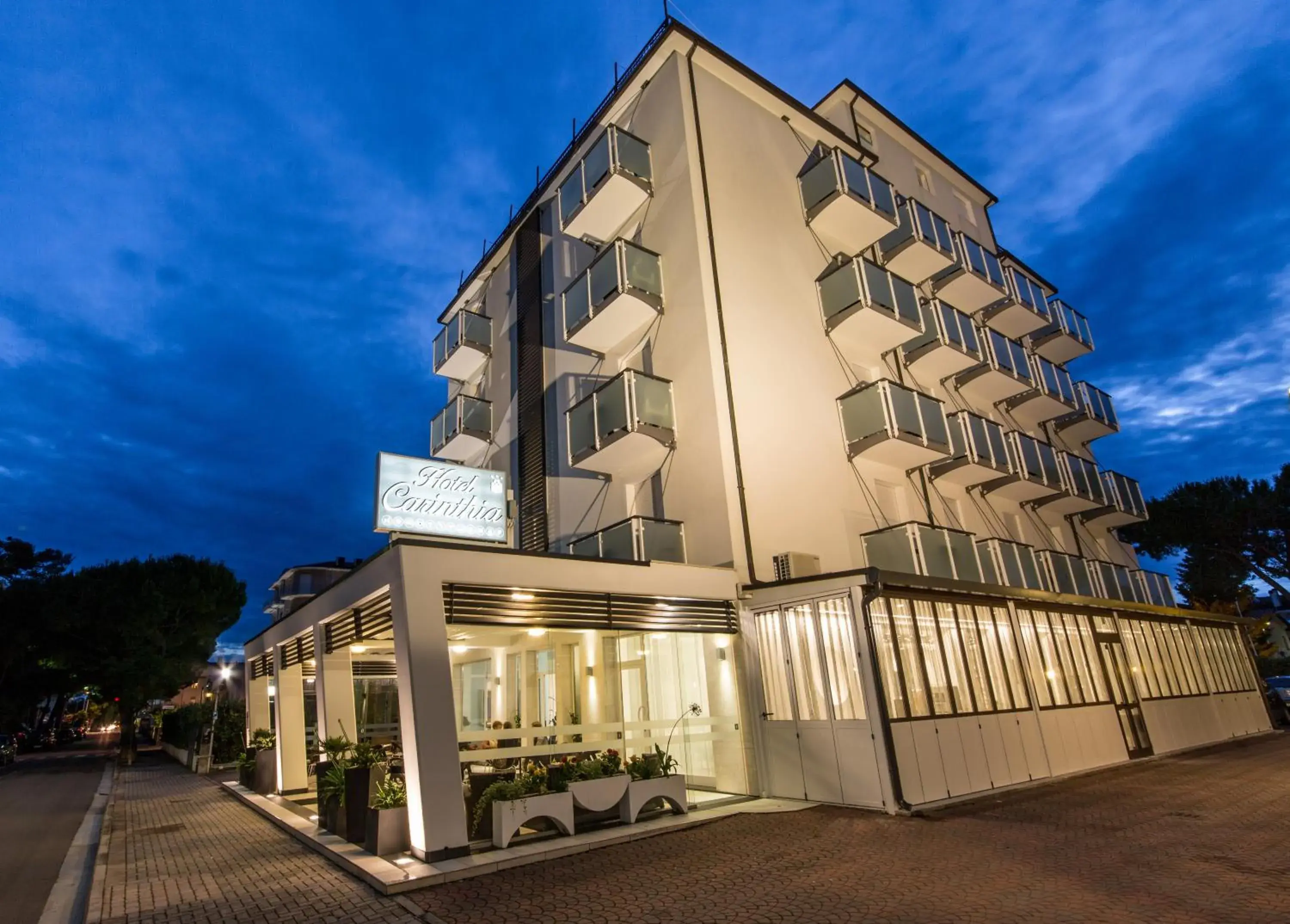 Facade/entrance, Property Building in Hotel Carinthia