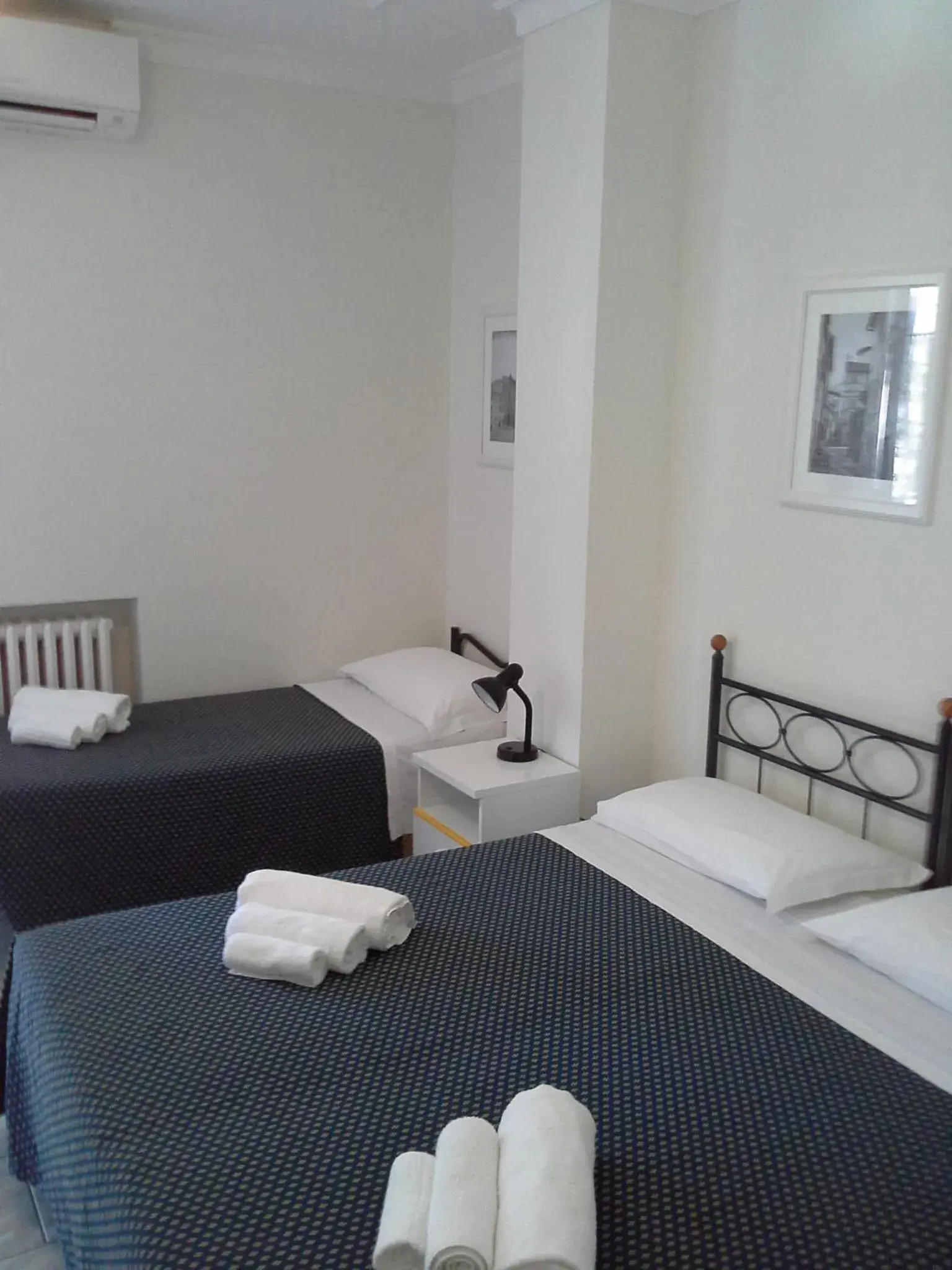 Photo of the whole room, Bed in Hotel Il Parco Sirolo