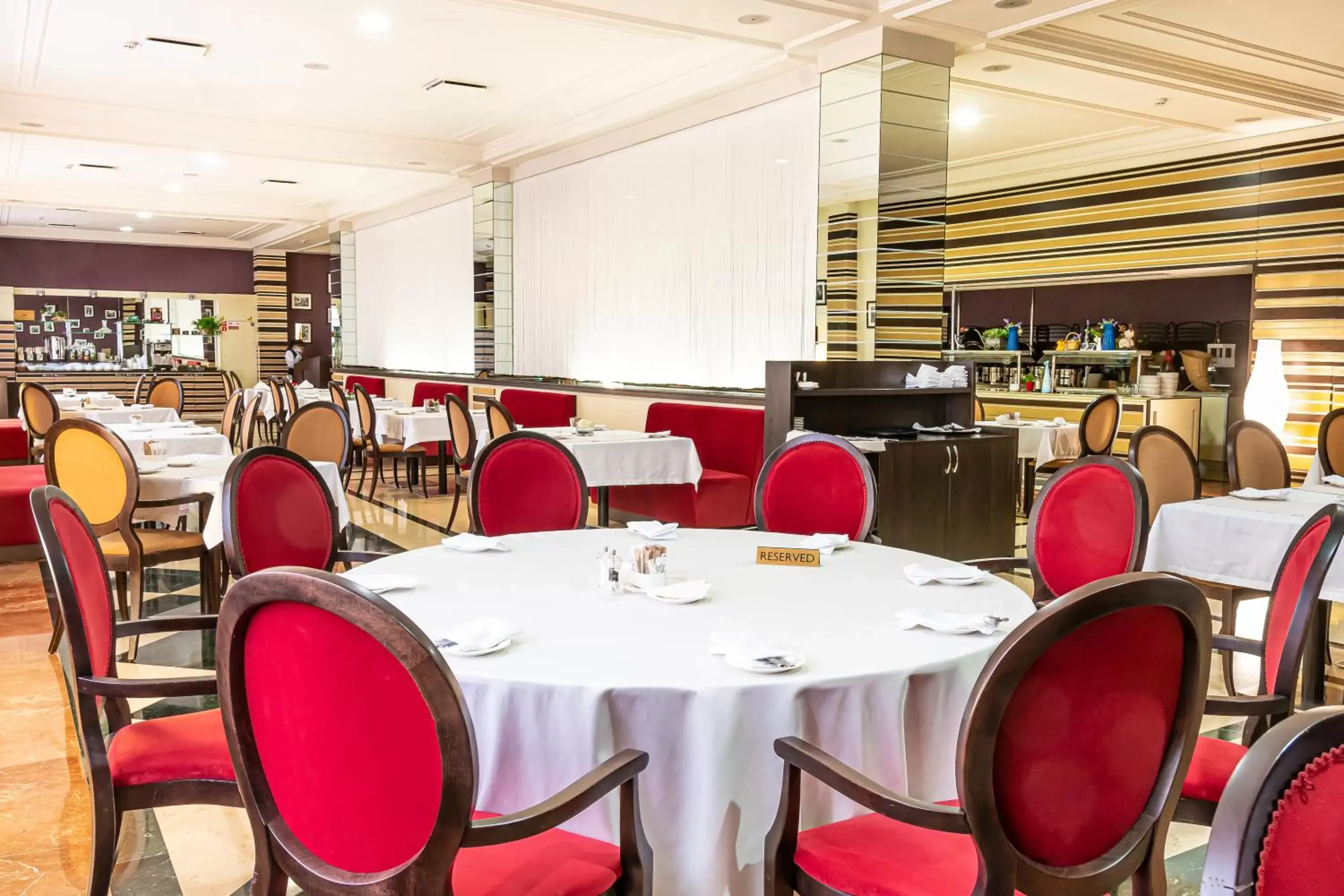 Restaurant/Places to Eat in Radisson Hotel Astana