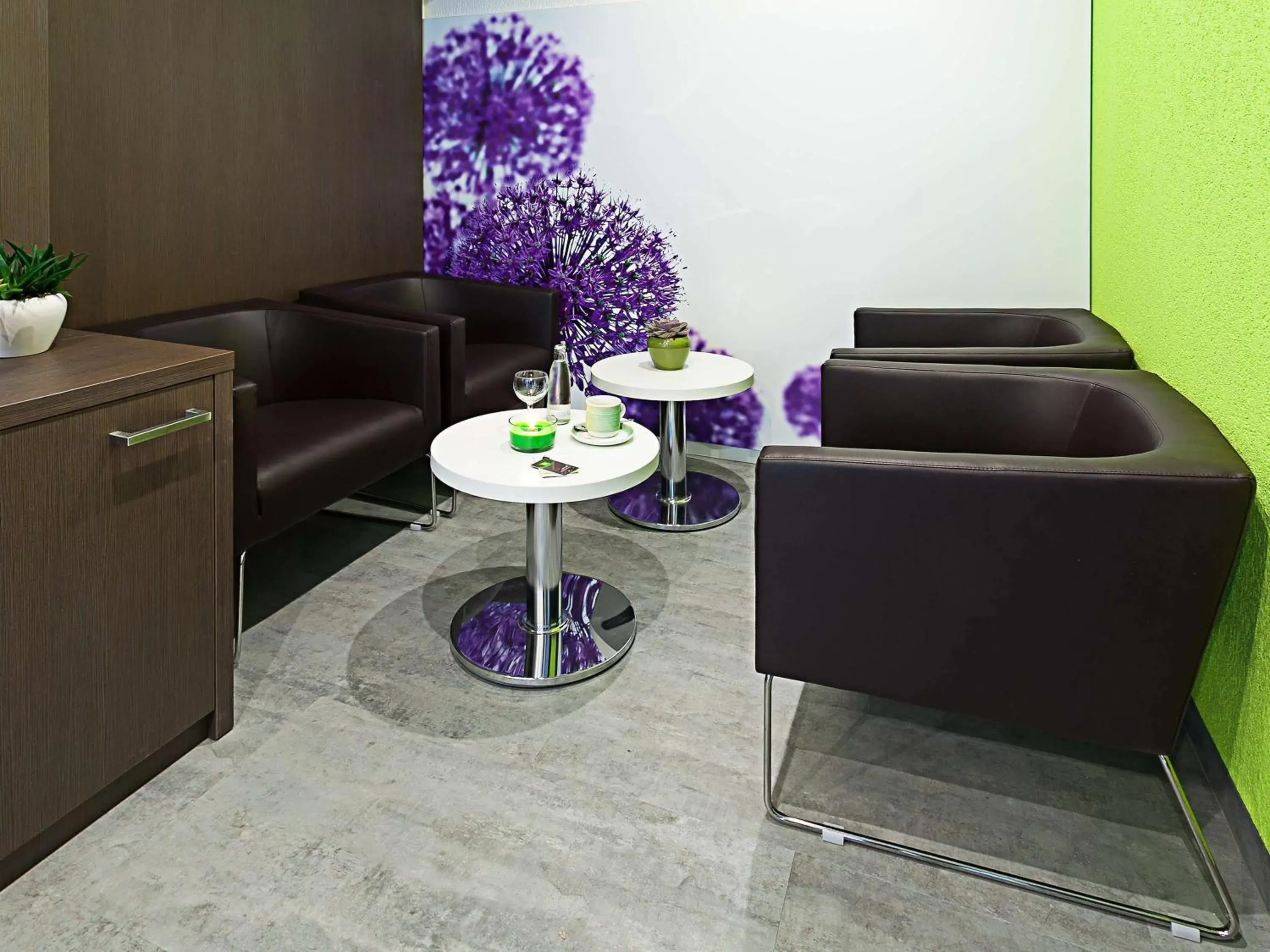 Property building, Seating Area in ibis Styles Bochum Hauptbahnhof