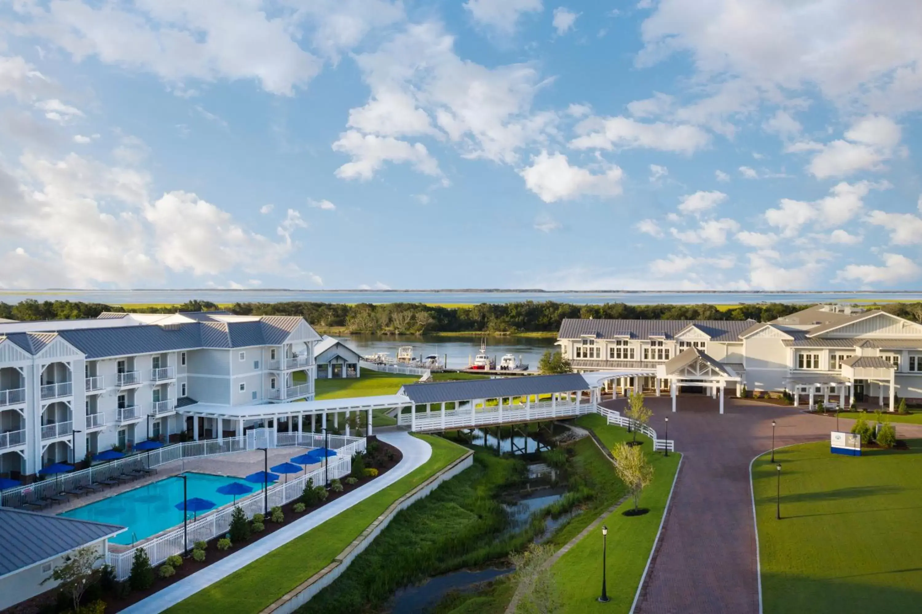 Property building in Beaufort Hotel Property building in Beaufort Hotel