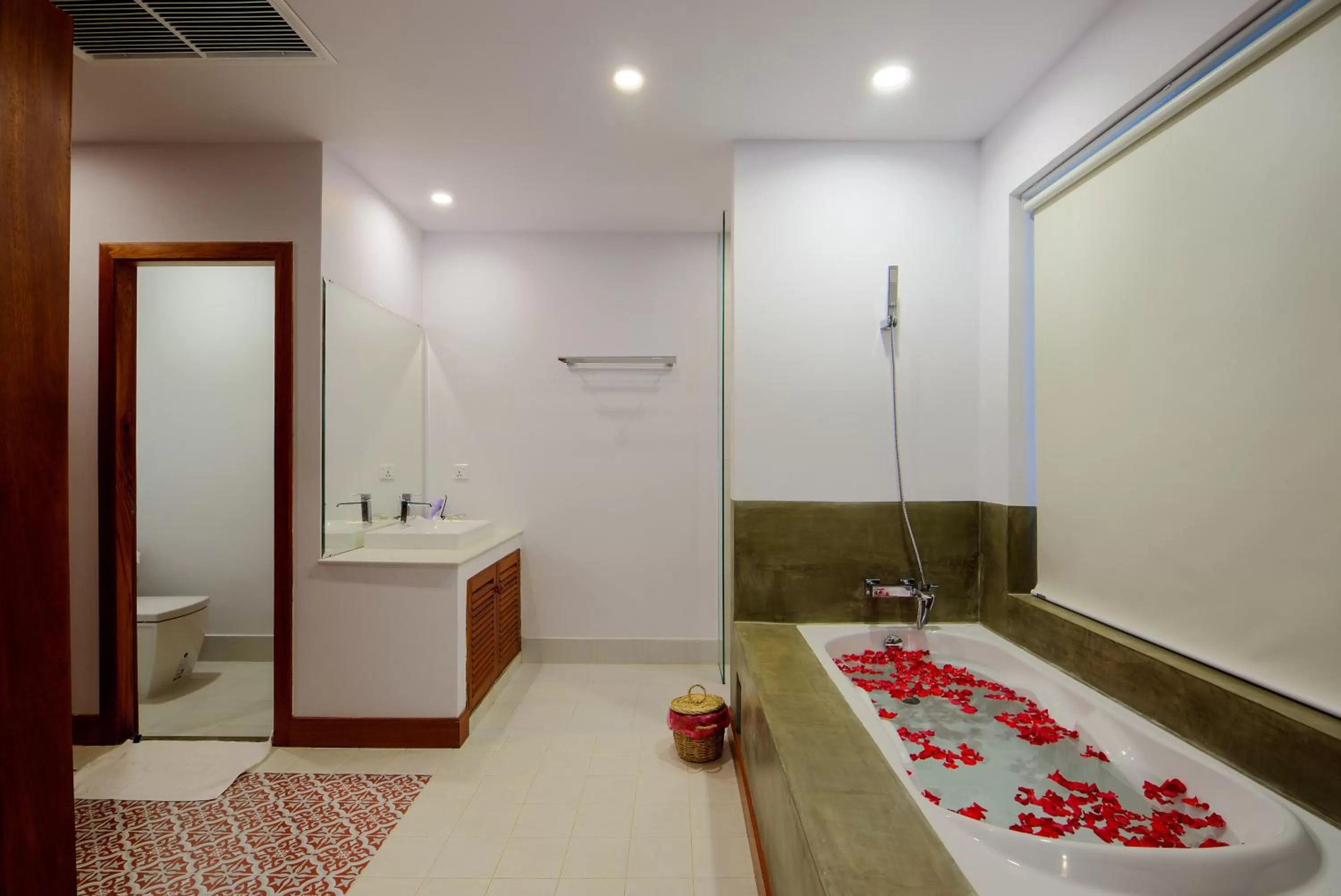 Bathroom in Shadow Angkor Residence