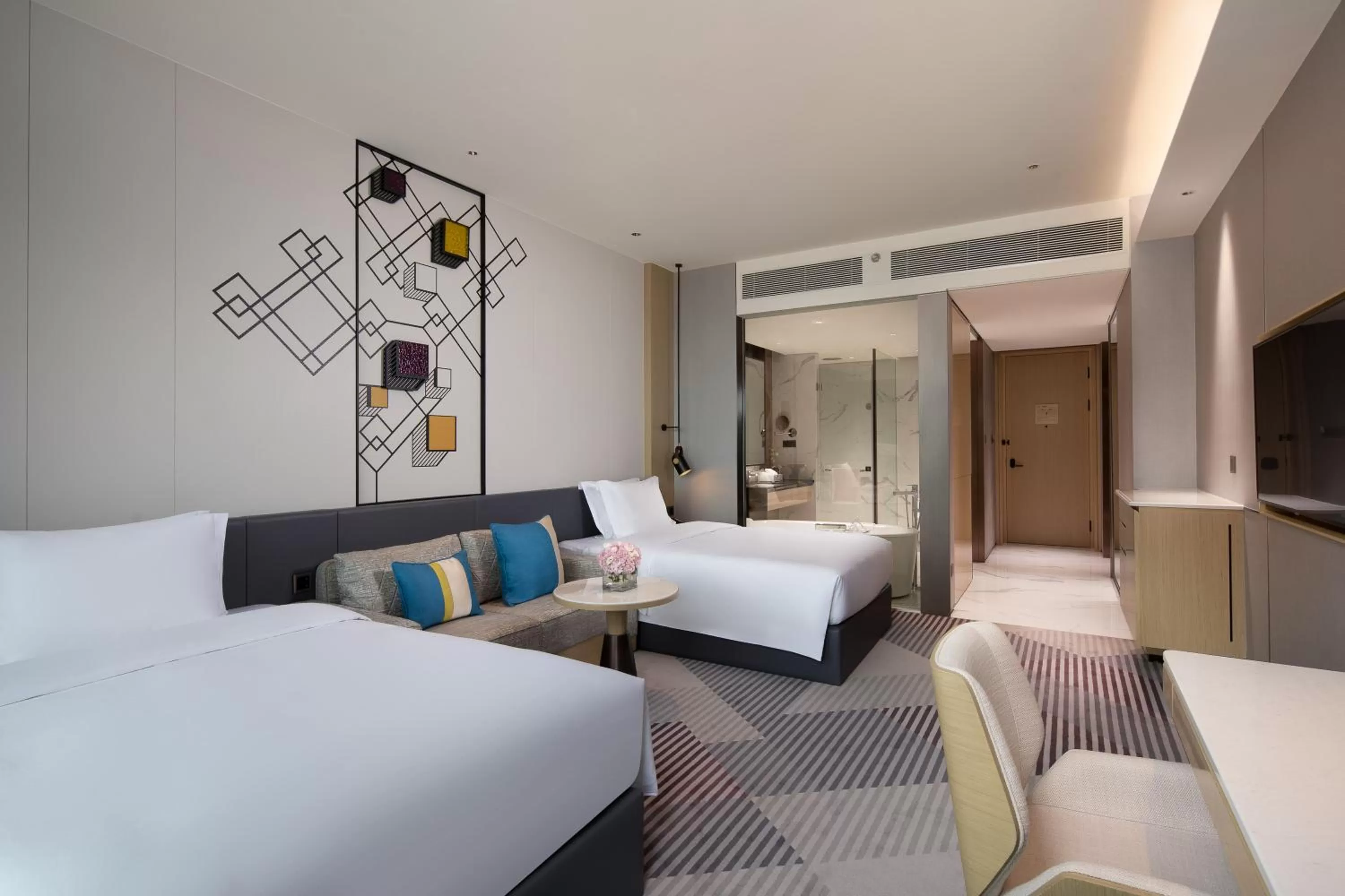 Bedroom, Bed in Crowne Plaza Foshan Nanhai-an IHG Hotel