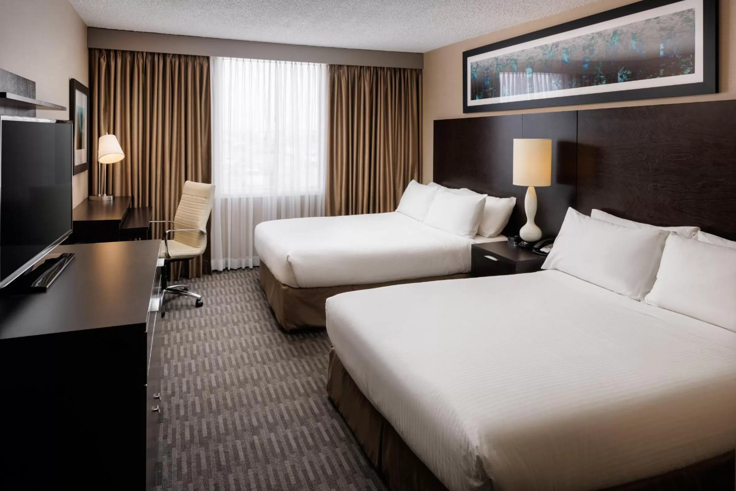 Bed in Pomeroy Hotel & Conference Centre