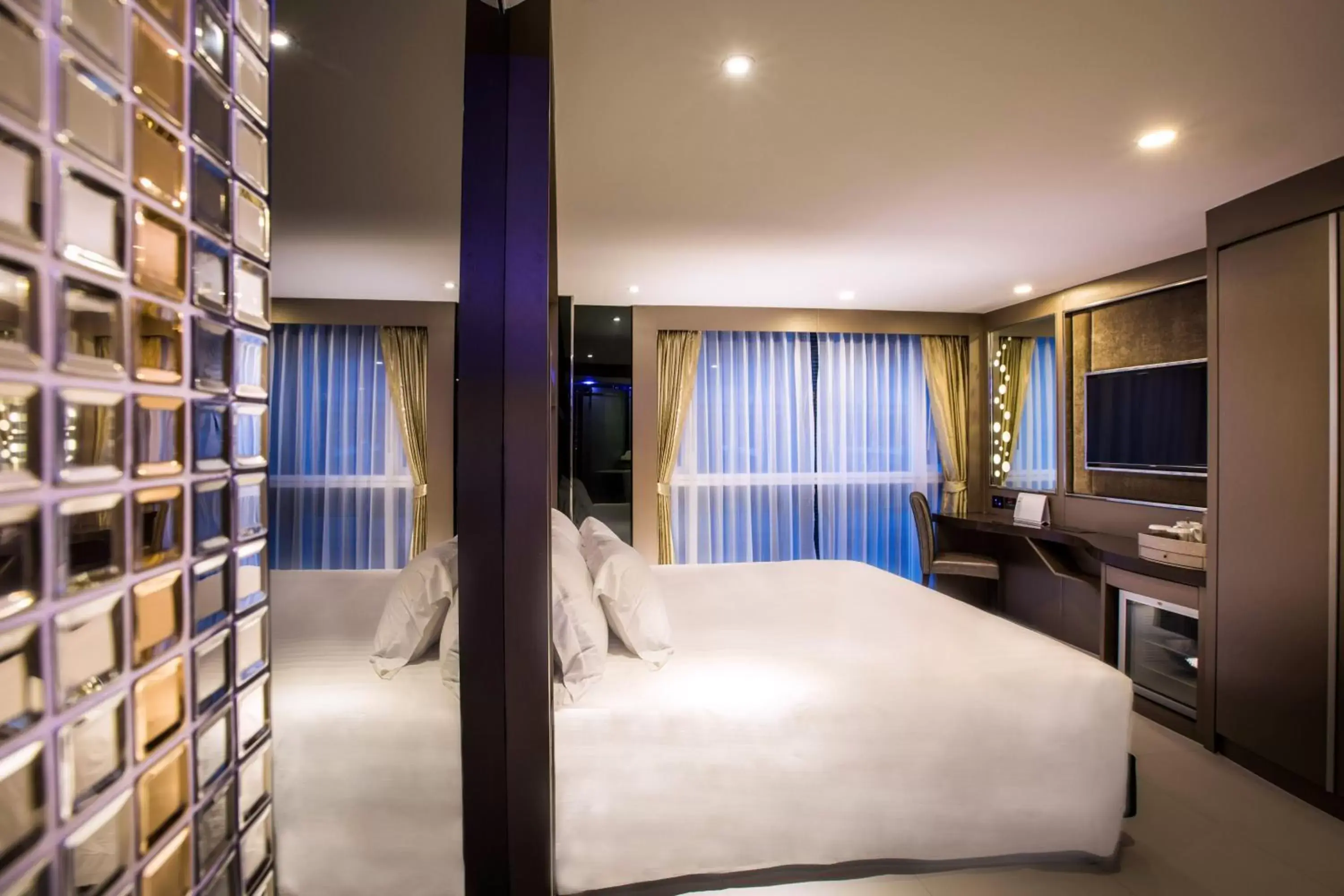 Bedroom in Centara Azure Hotel Pattaya