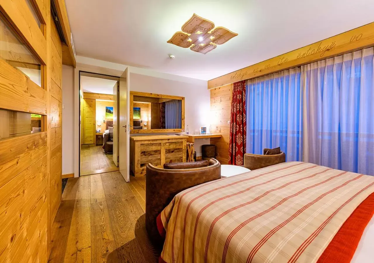 Photo of the whole room in Nendaz 4 Vallées & SPA 4* Superior