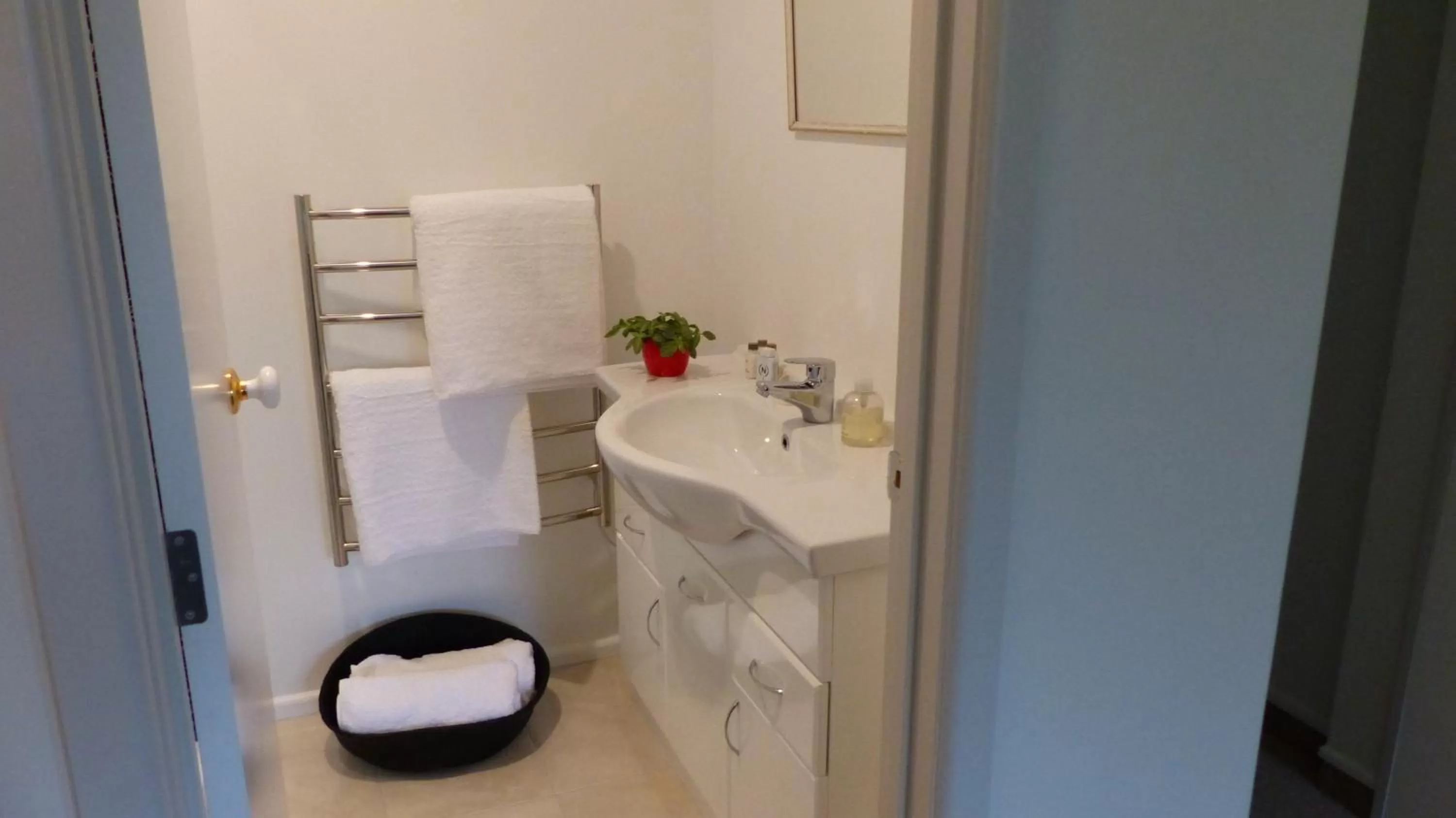 Other in Ashcroft Gardens Bed & Breakfast