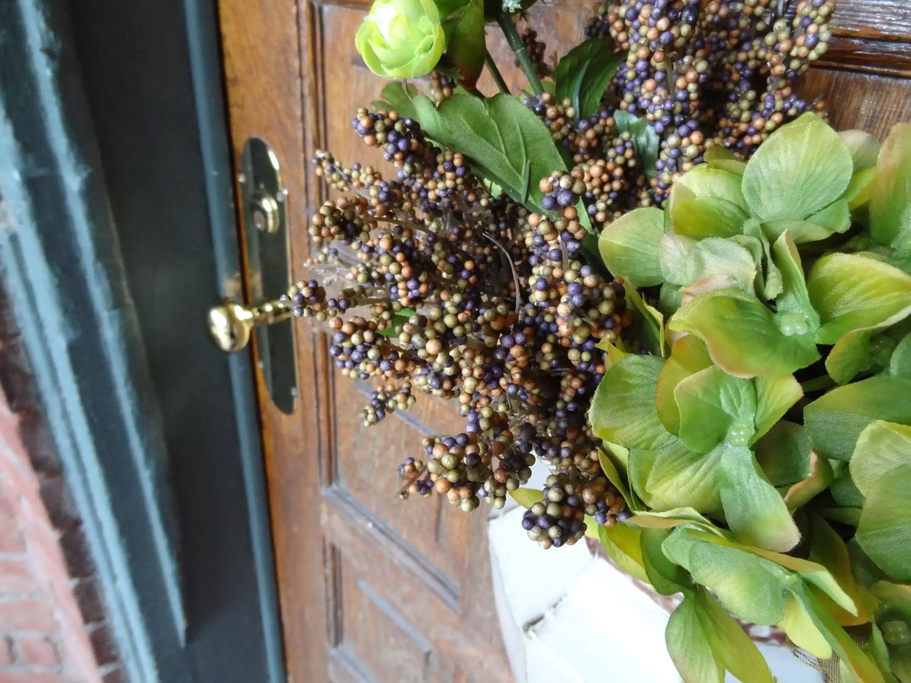 Decorative detail, Food in Nestle Inn