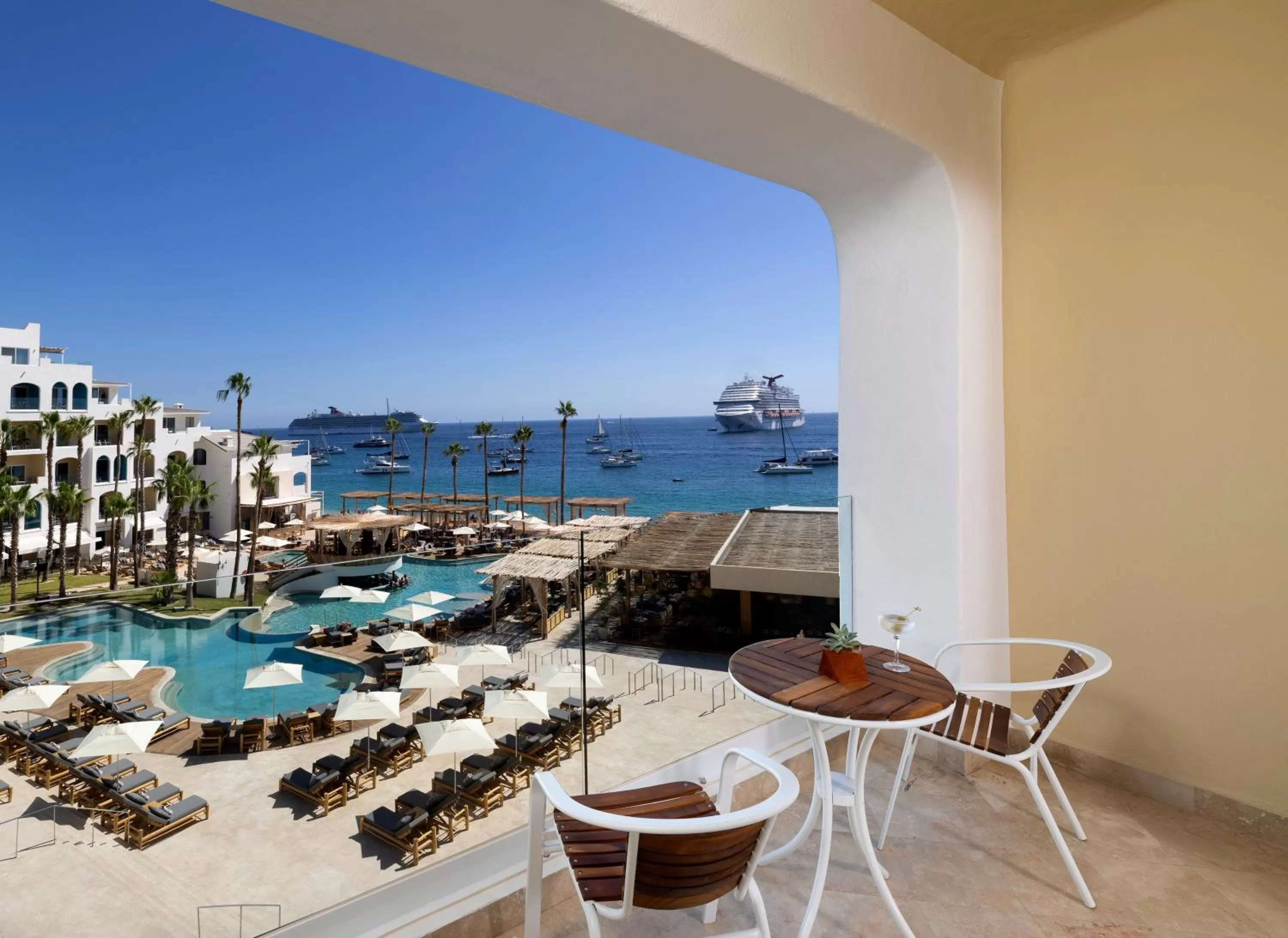 Balcony/Terrace in ME Cabo by Meliá