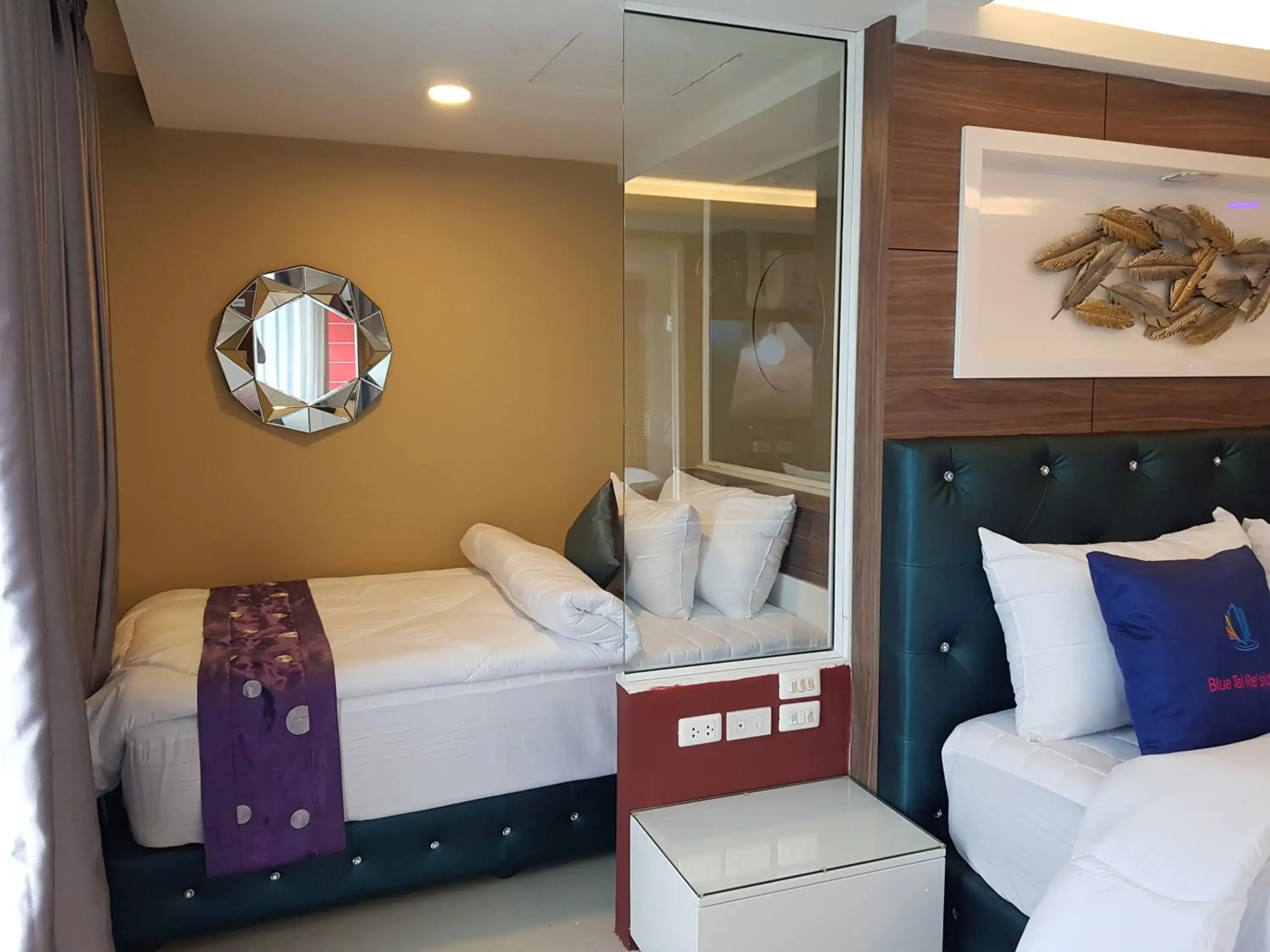 Bed in BlueTel Re'sidencE Bangkok IMPACT- 1 Time Drop-Off Service to IMPACT