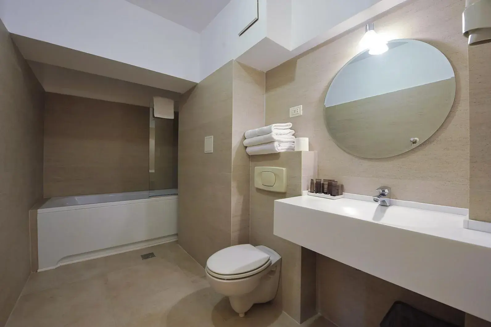Bathroom in Crystal Palace Hotel