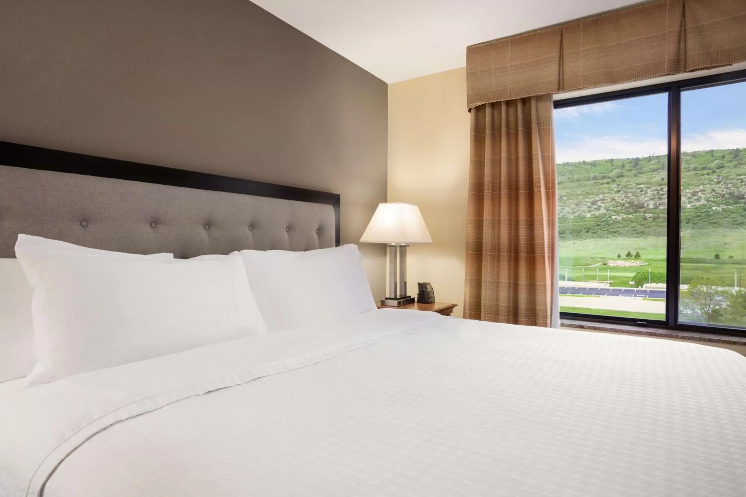Bed in Homewood Suites by Hilton Denver - Littleton