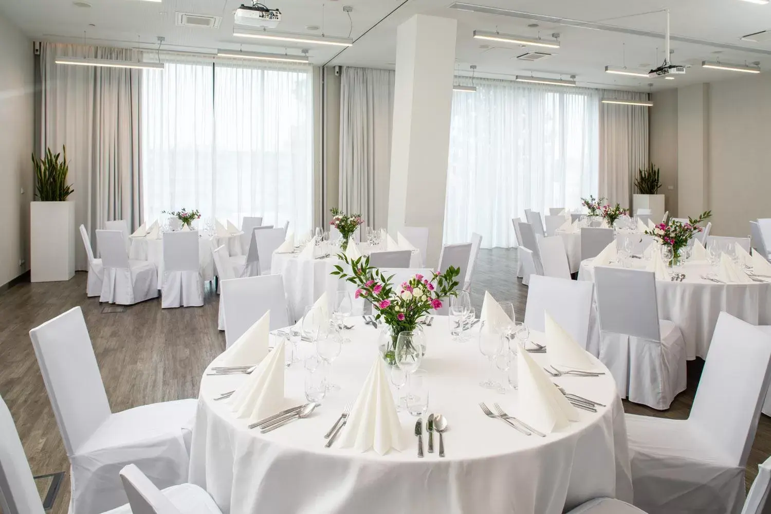 Restaurant/places to eat, Banquet Facilities in ibis Styles Bialystok