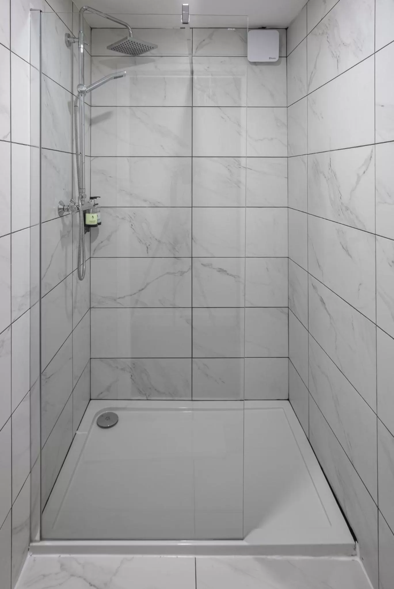 Bathroom in ApartHotel421 by Seafront Collection