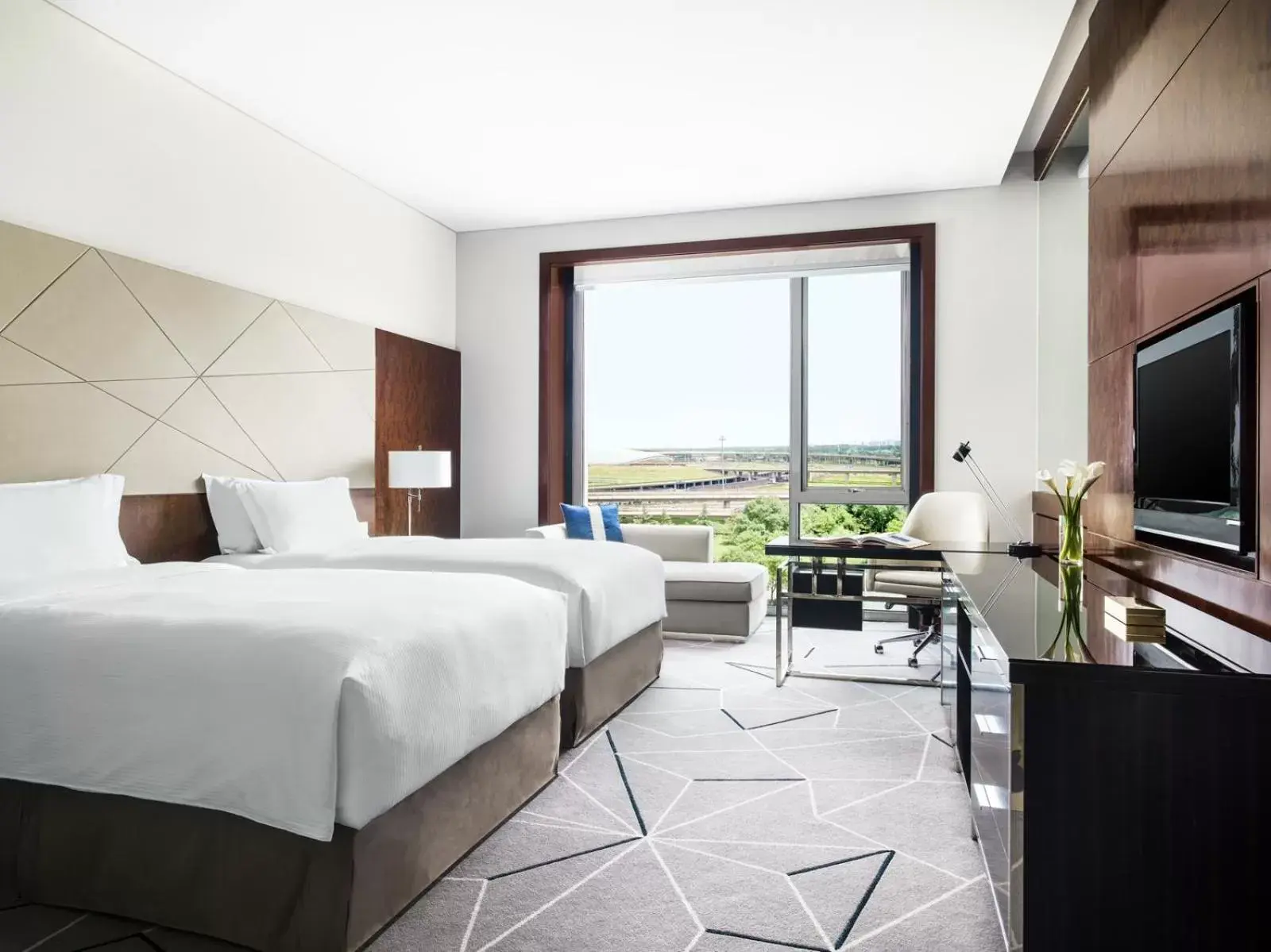 City view in Cordis, Beijing Capital Airport By Langham Hospitality Group