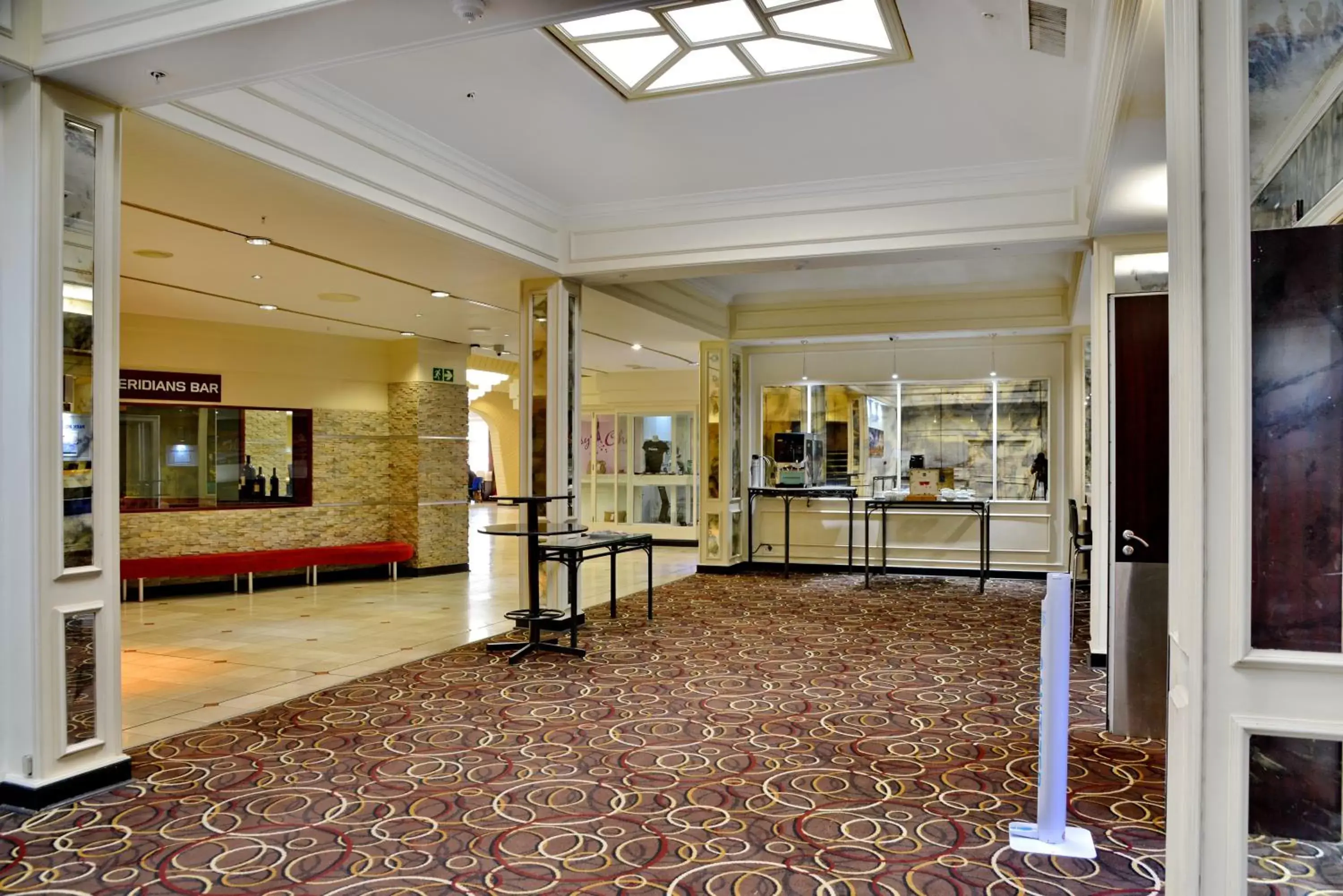 Lobby or reception, Fitness Center/Facilities in ANEW Hotel Parktonian Johannesburg